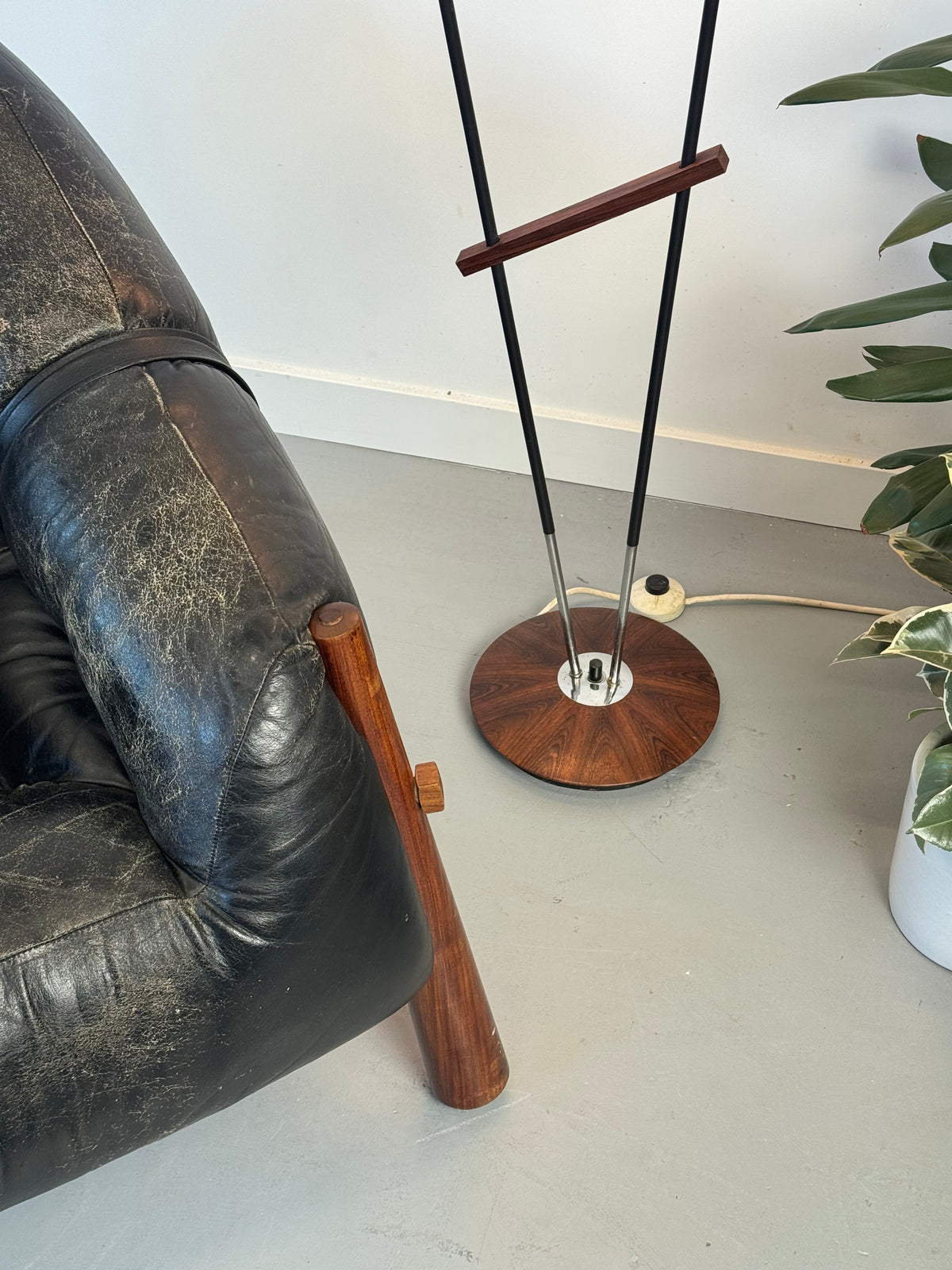 1950s–1960s German Twin-Cone Floor Lamp in Rosewood, steel, Chrome and Textured Fabric.