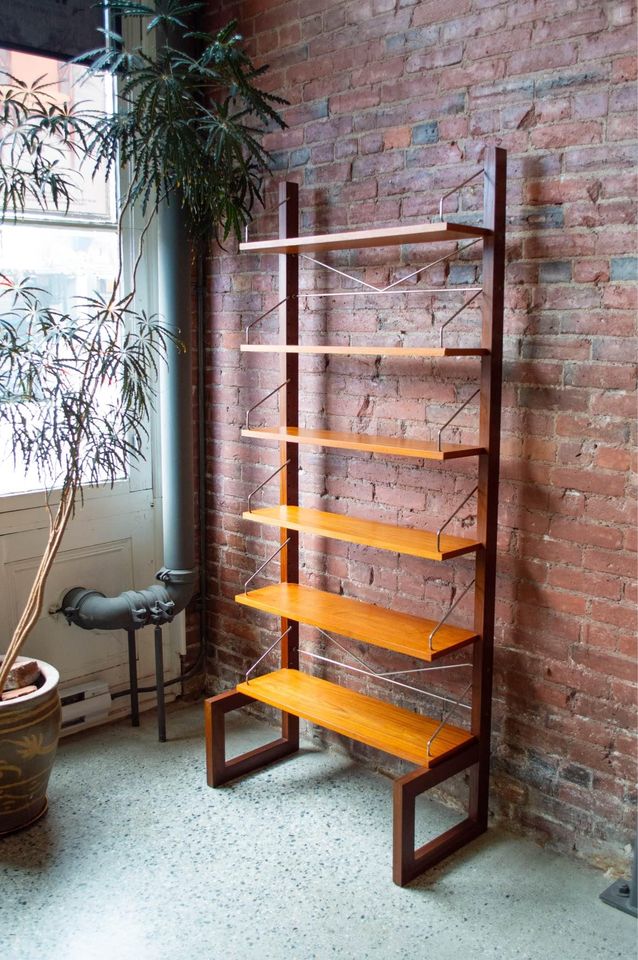 1960s Danish Freestanding Teak Bookcase by Poul Cadovius