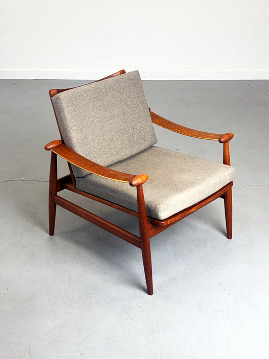 1950s Finn Juhl FD 133 “Spade Chair” for France & Daverkosen in Teak.