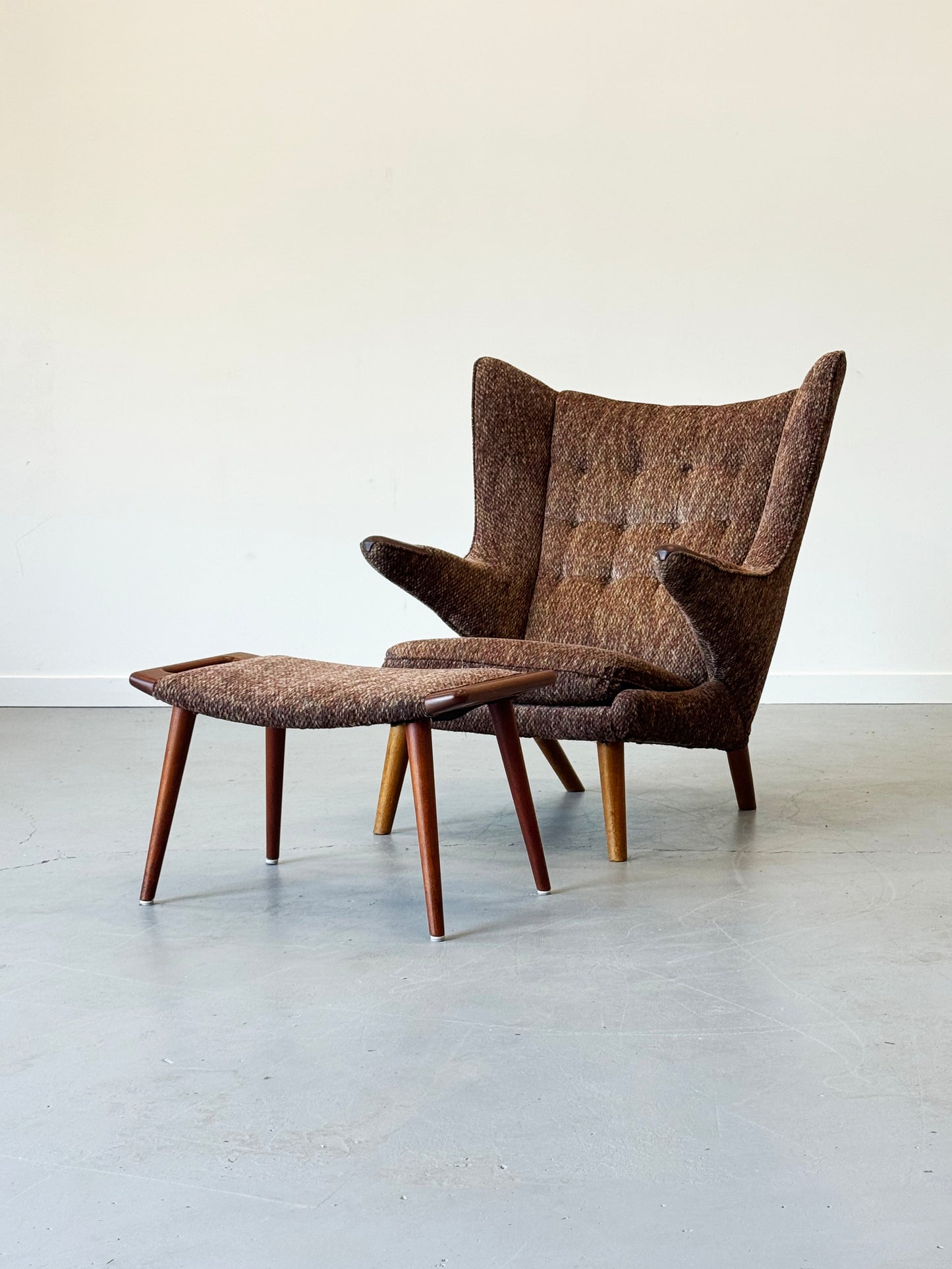 1950s Papa Bear AP19 Lounge chair and ottoman by Hans J. Wegner for A.P. Stolen in Woven Fabric