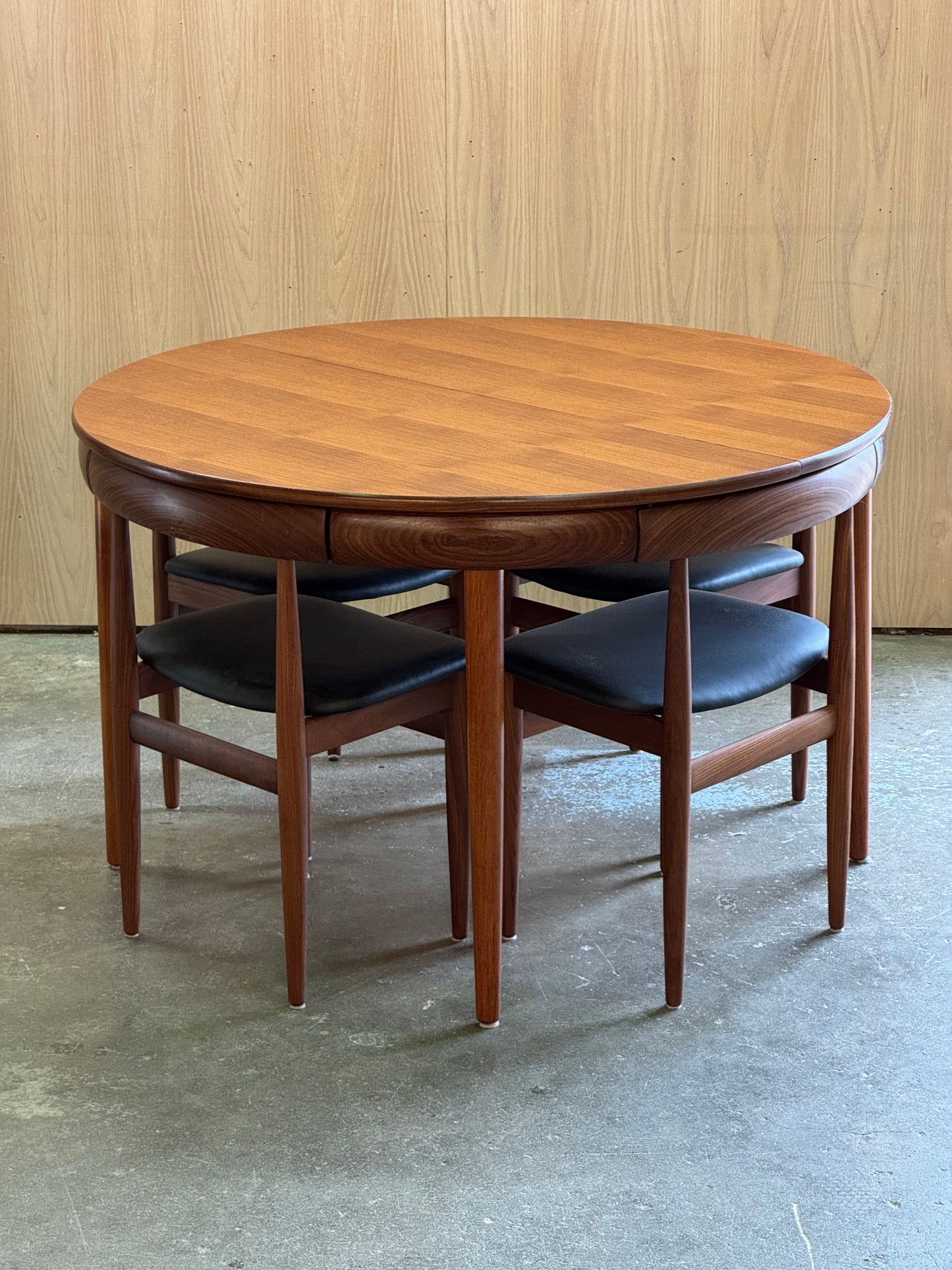 1950s Roundette Dining Set by Hans Olsen for Frem Røjle Møbelfabrik in teak