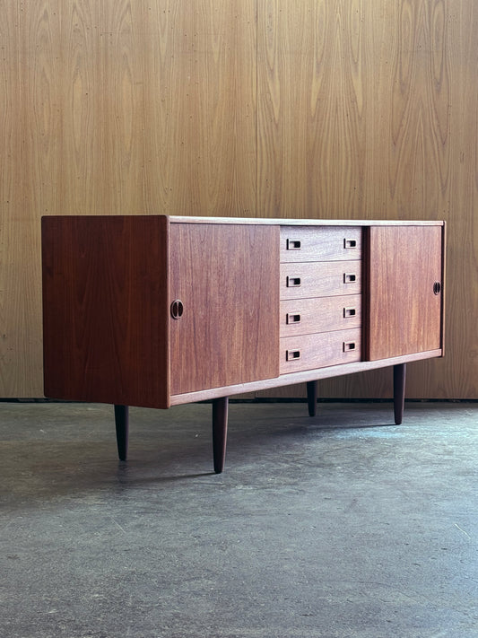 1960s Credenza by Jydsk Møbelindustri in teak