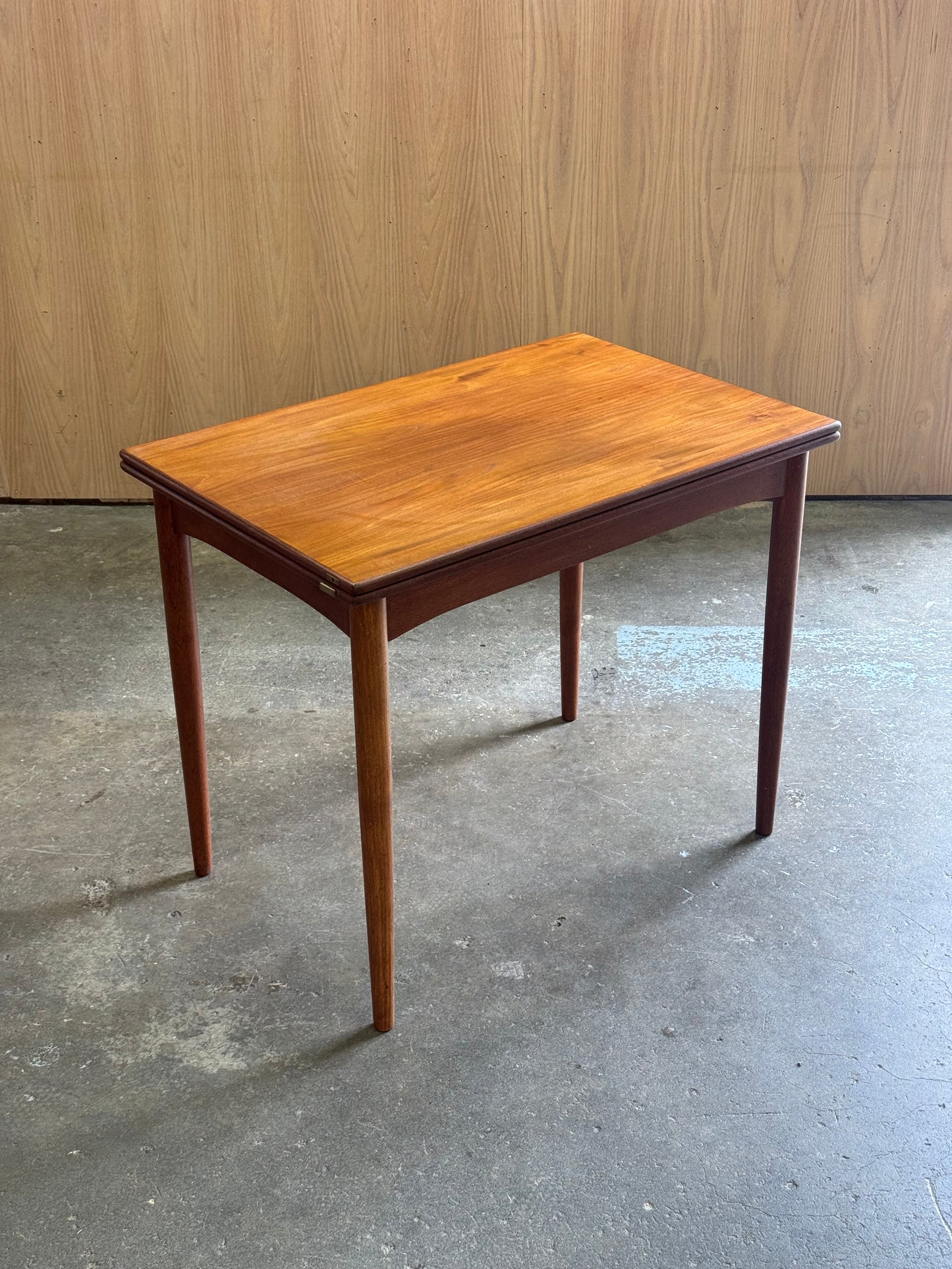 1950s Flip Top Dining Table by Borge Mogensen for Soborg Mobelfabrik in teak