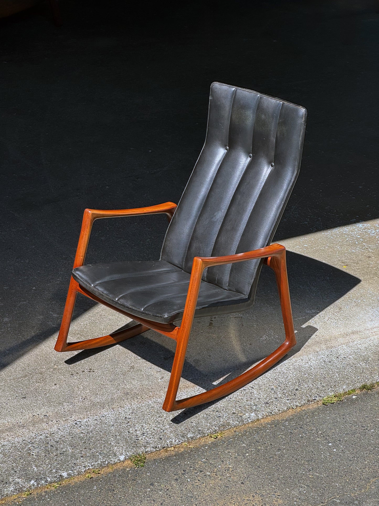 1950s Rocking Chair by Helge Vestergaard-Jensen for Soren Horn in Cuban mahogany and black leather