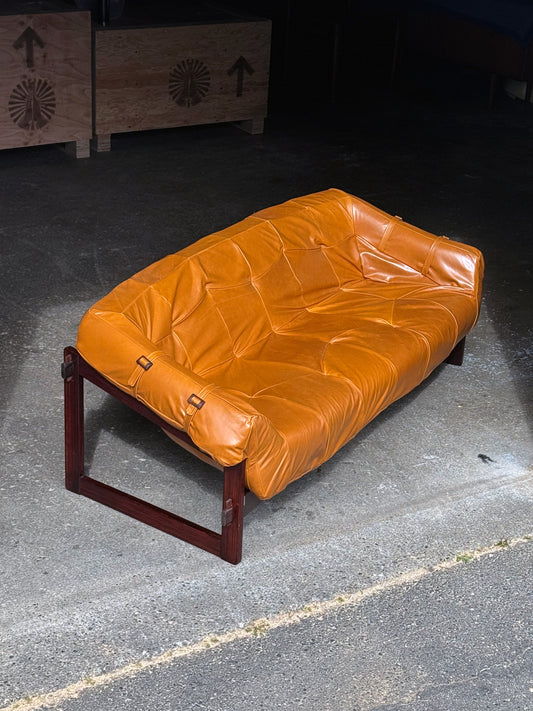 1960s MP91 Sofa by Percival Lafer in hardwood and Italian leather