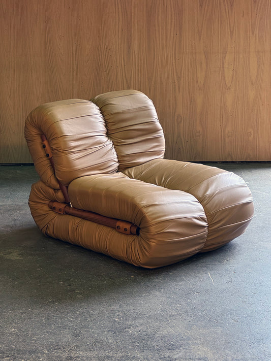 1970s PL 115 Lounge Chair by Percival Lafer for Lafer in tan leather