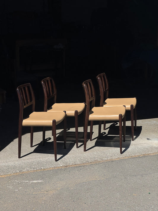 1970s Model 83 Dining Chairs by Niels Otto Møller for J.L. Møllers Møbelfabrik in solid wood and leather