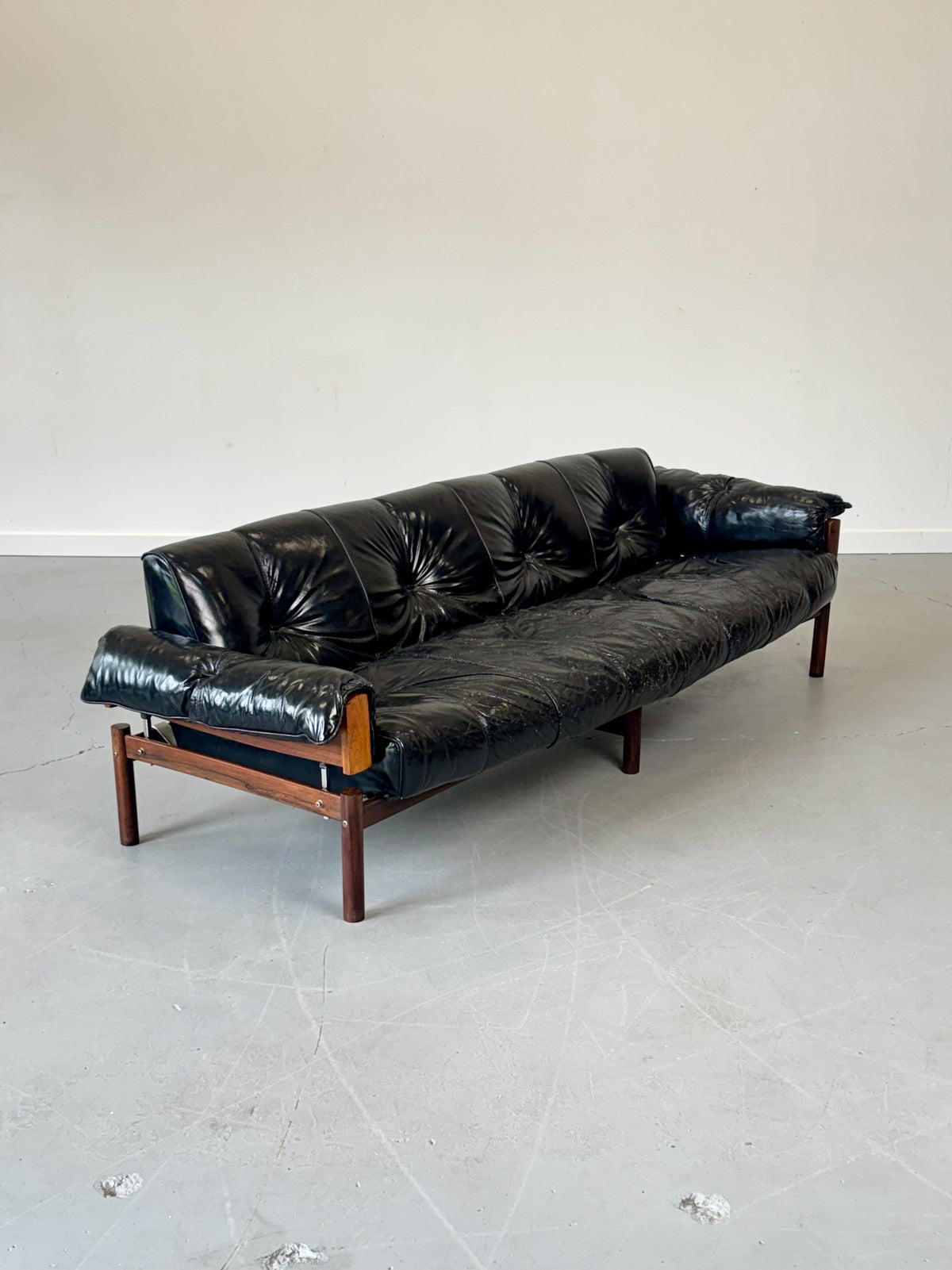 1960s MP-13 Four-Seat Sofa by Percival Lafer in Original Black Leather and Brazilian Rosewood.