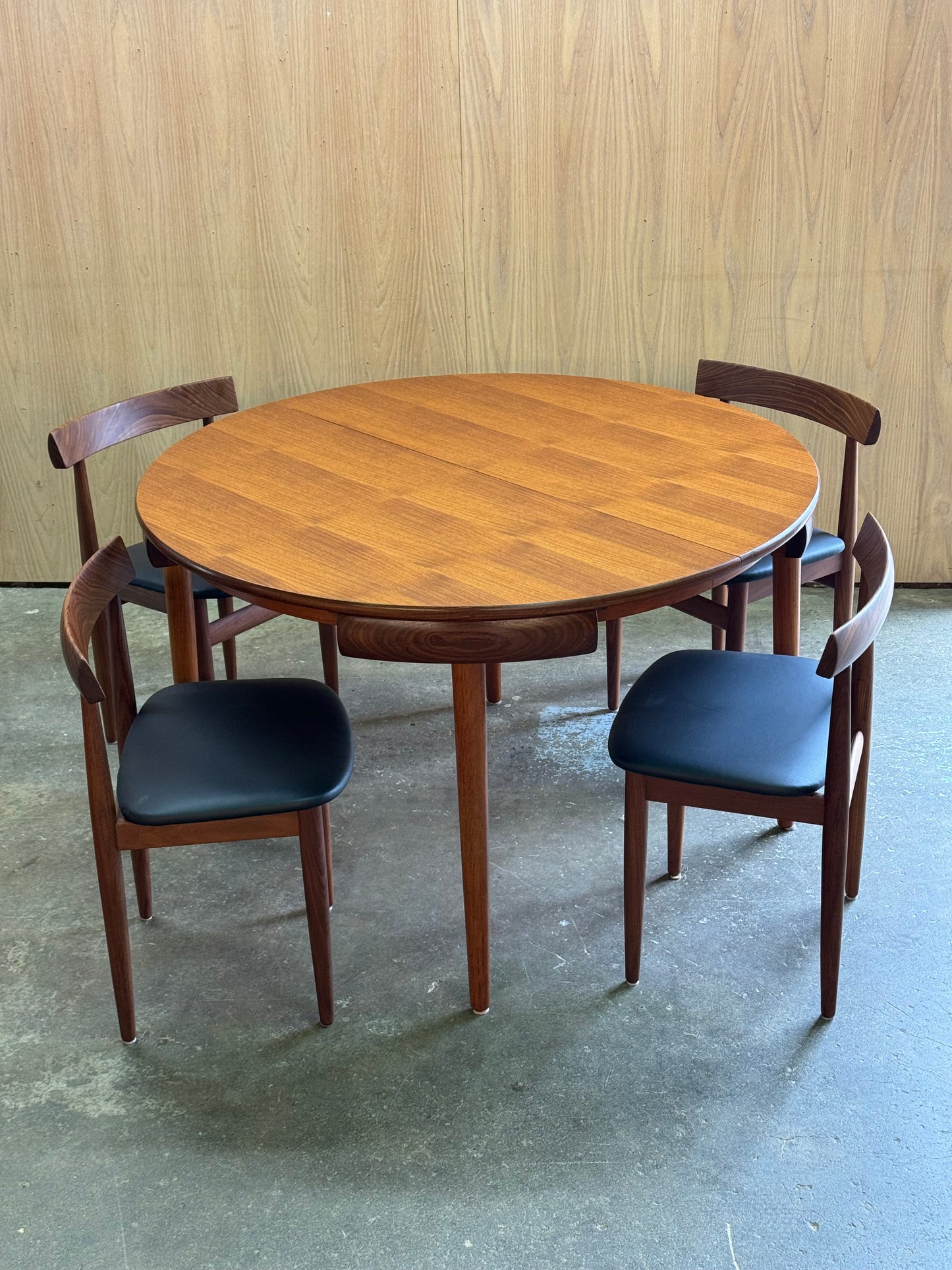1950s Roundette Dining Set by Hans Olsen for Frem Røjle Møbelfabrik in teak
