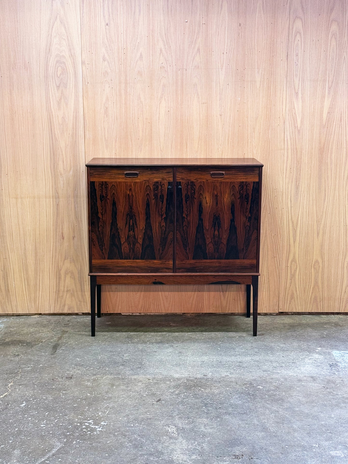 1960s Danish bar cabinet in rosewood
