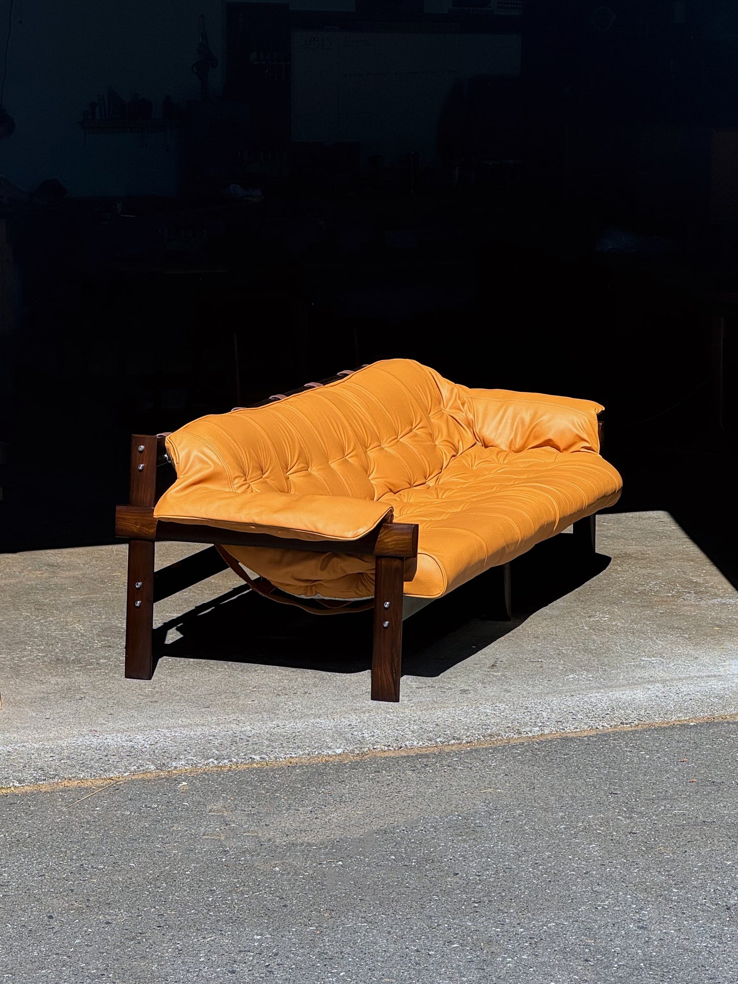 1970s MP-41 Sofa by Percival Lafer for Lafer in jatobá and Spinneybeck leather