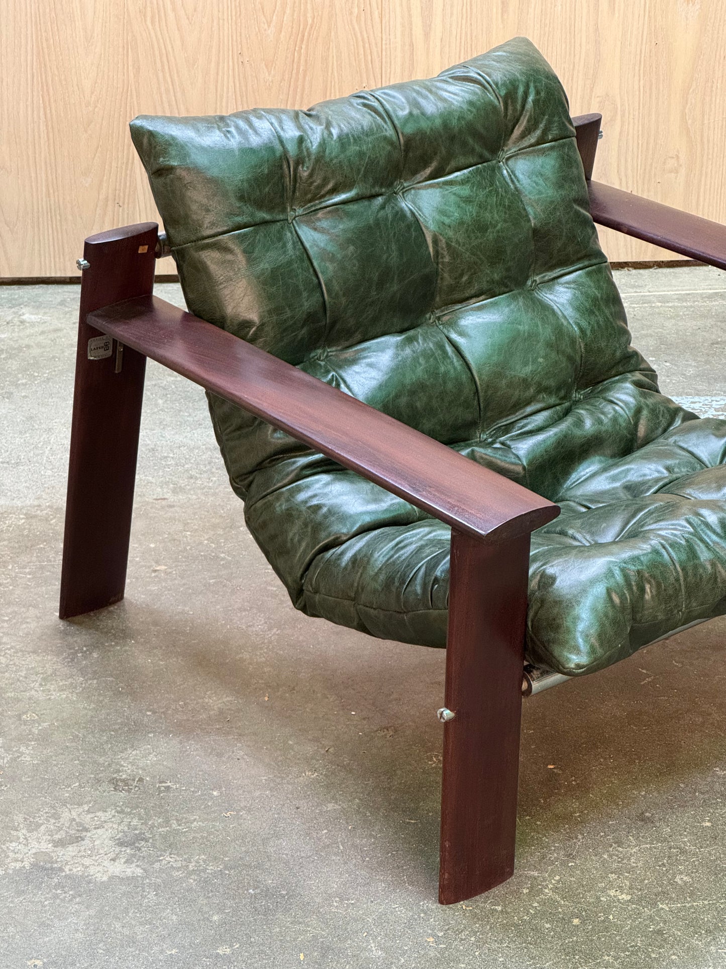 1970s MP-129 Lounge Chair by Percival Lafer in jatobá and dark green leather