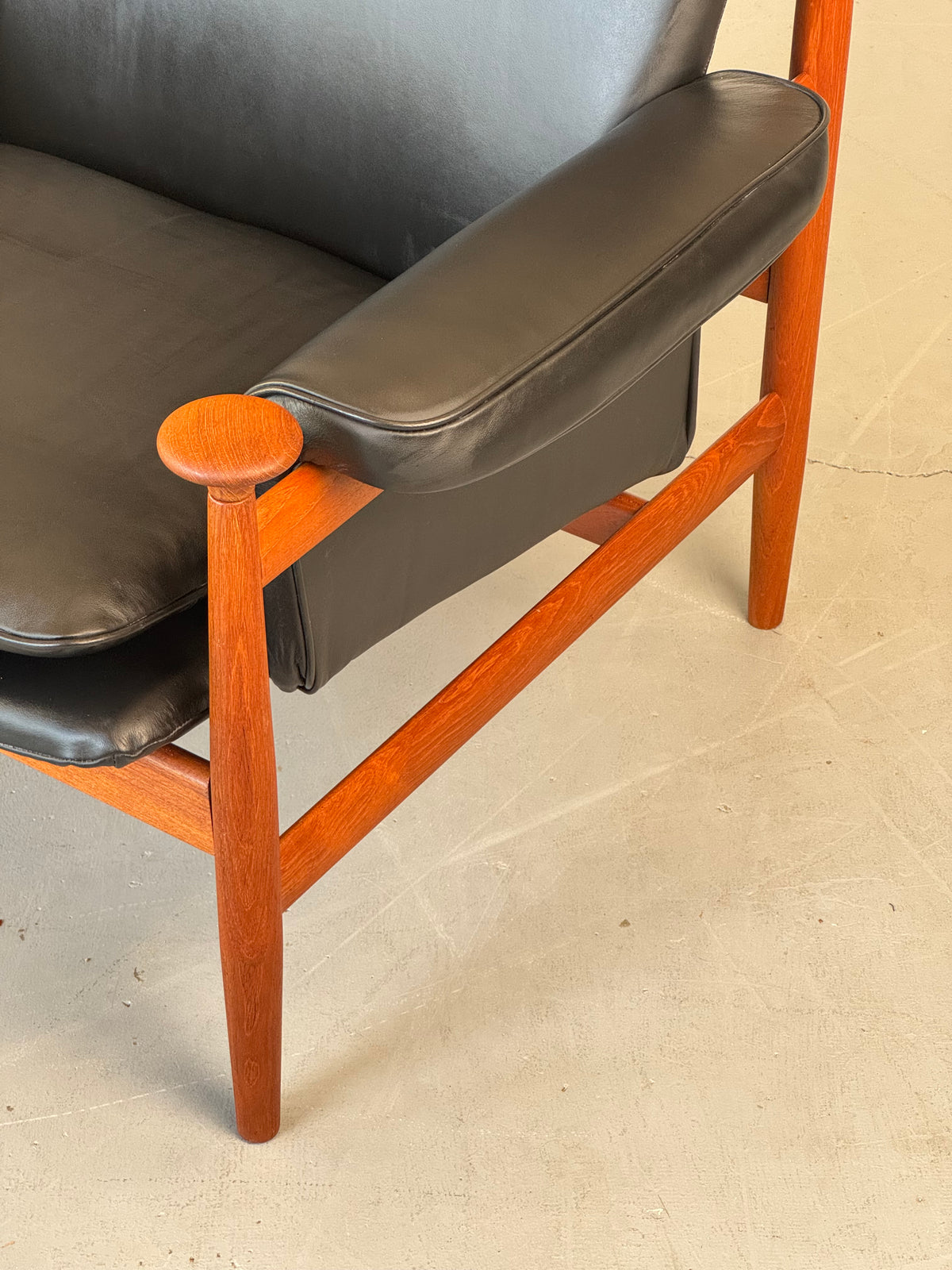 1960s Finn Juhl Bwana Model 152 Lounge Chair for France & Søn in Black Elmosoft Leather.