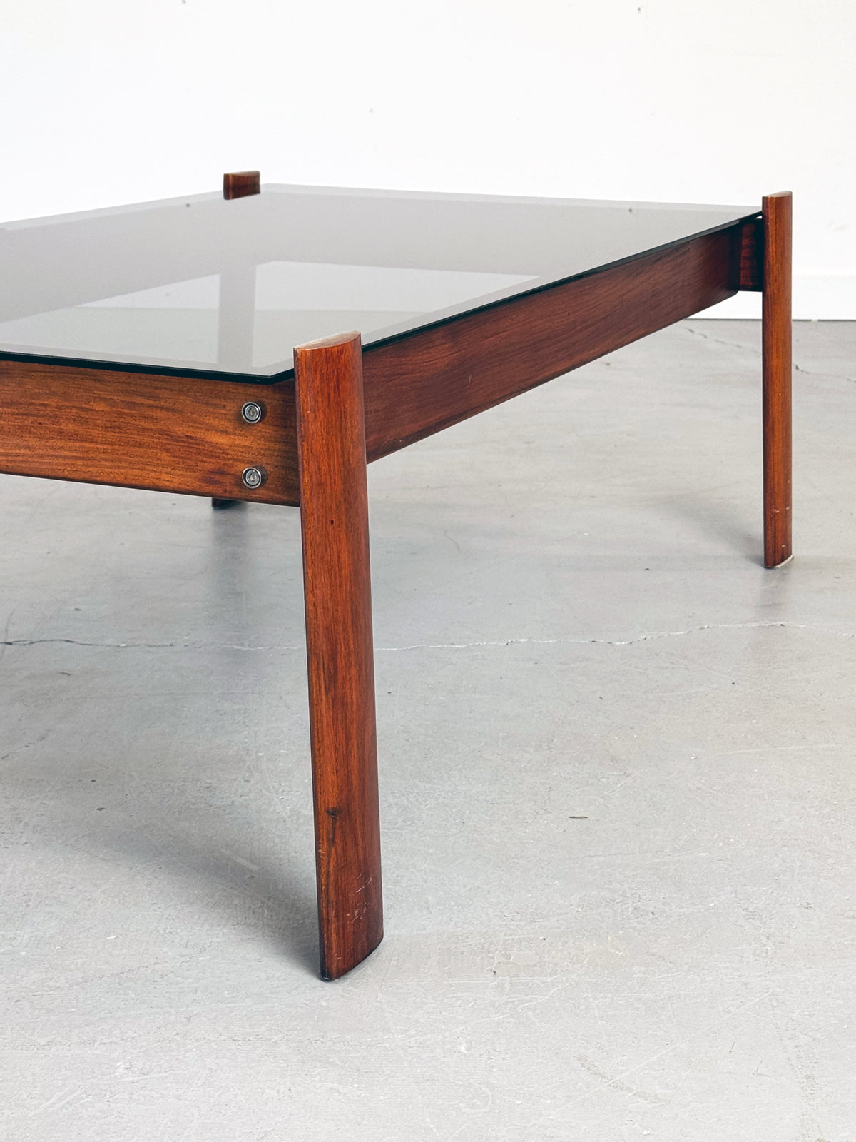 1970s MP-129 Coffee Table by Percival Lafer in Jatobá and Smoked Glass.