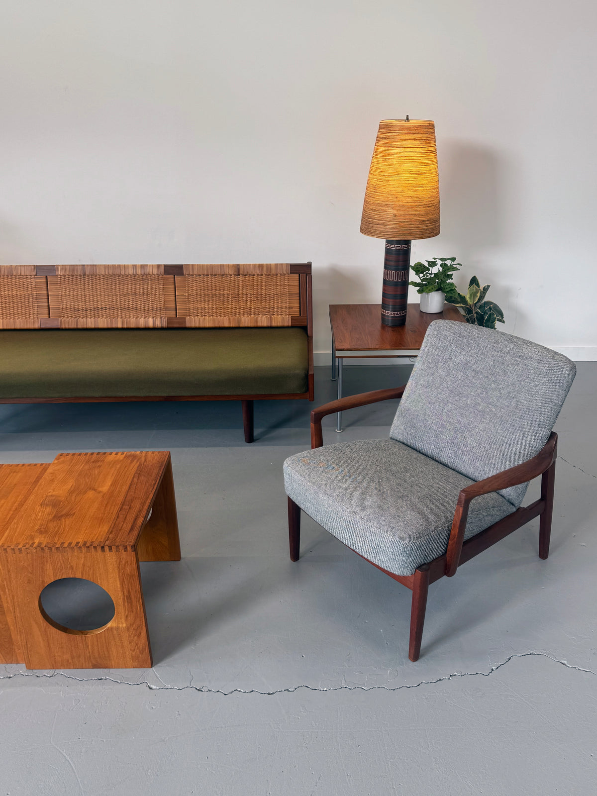 1950s FD125 Lounge Chair by Tove & Edvard Kindt-Larsen for France & Son in teak