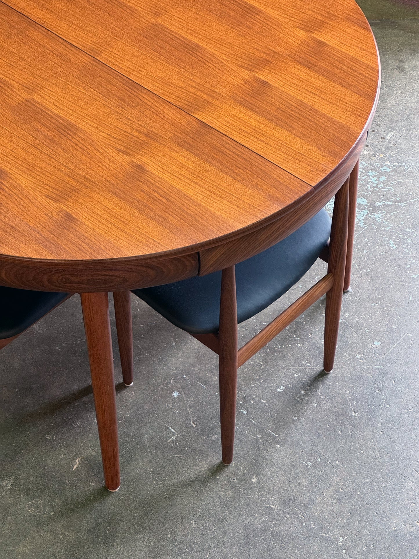 1950s Roundette Dining Set by Hans Olsen for Frem Røjle Møbelfabrik in teak