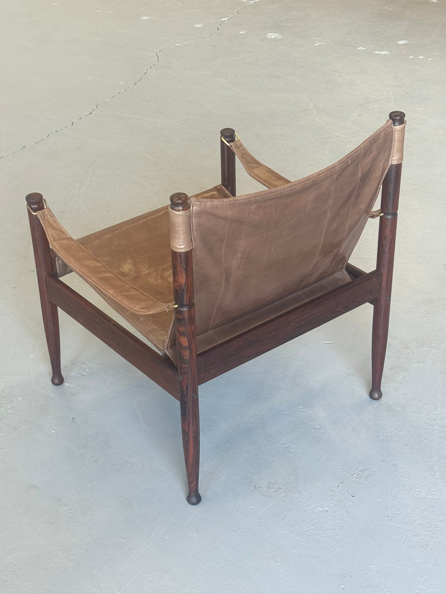 1960s Erik Wørts Safari Chair in Rosewood and Leather for Niels Eilersen, Denmark.
