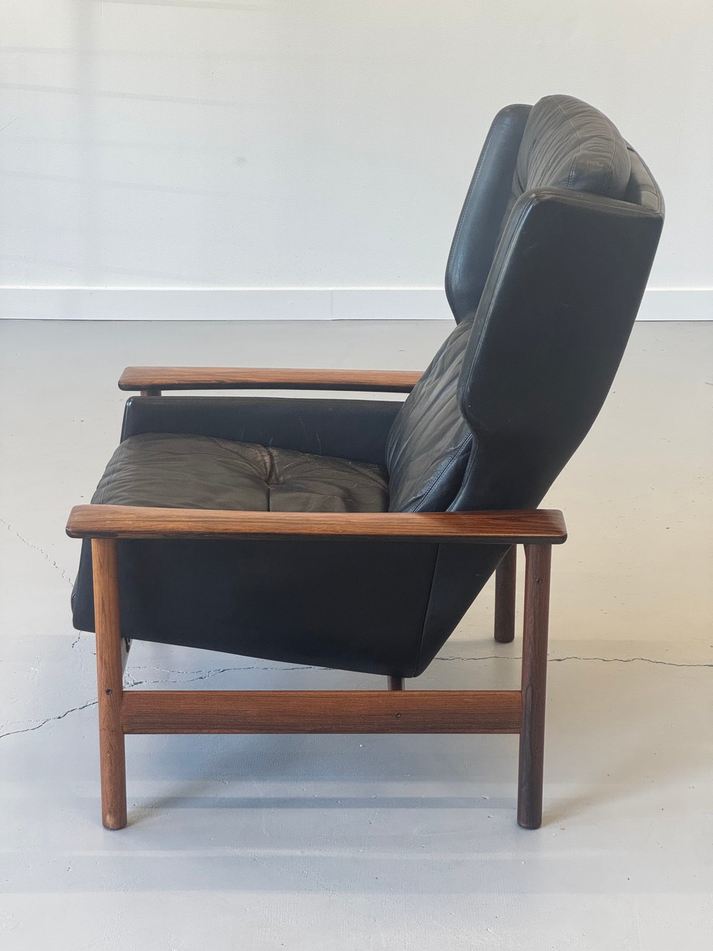 1960s Model 7001H Lounge Chair by Sven Ivar Dysthe for Dokka Møbler