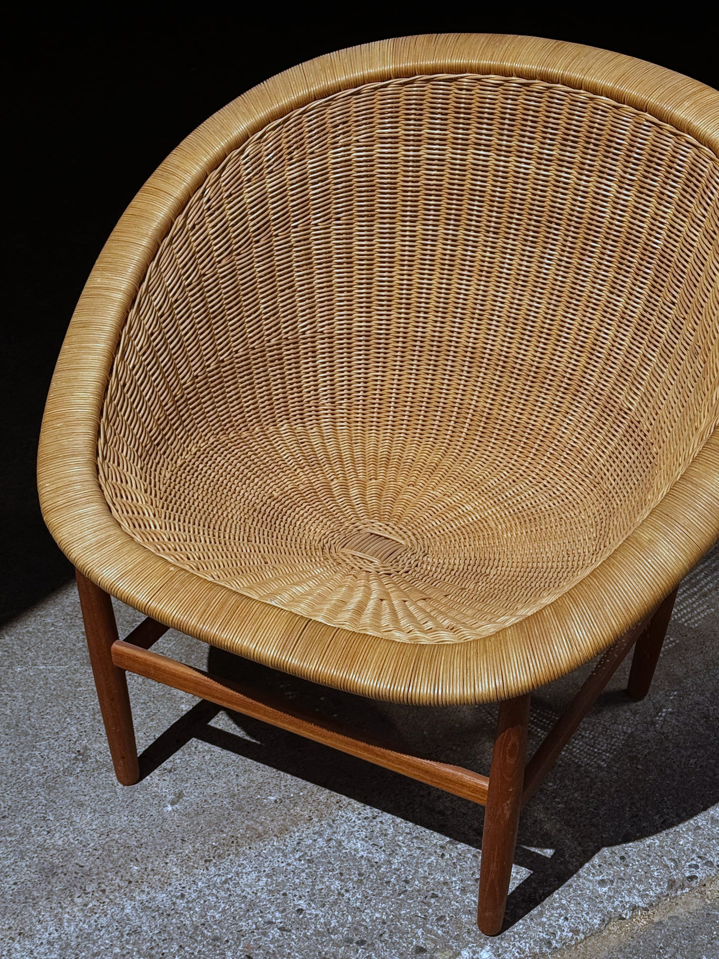 1950 Basket Chair by Nanna Ditzel for Ludvig Pontoppidan in teak and wicker