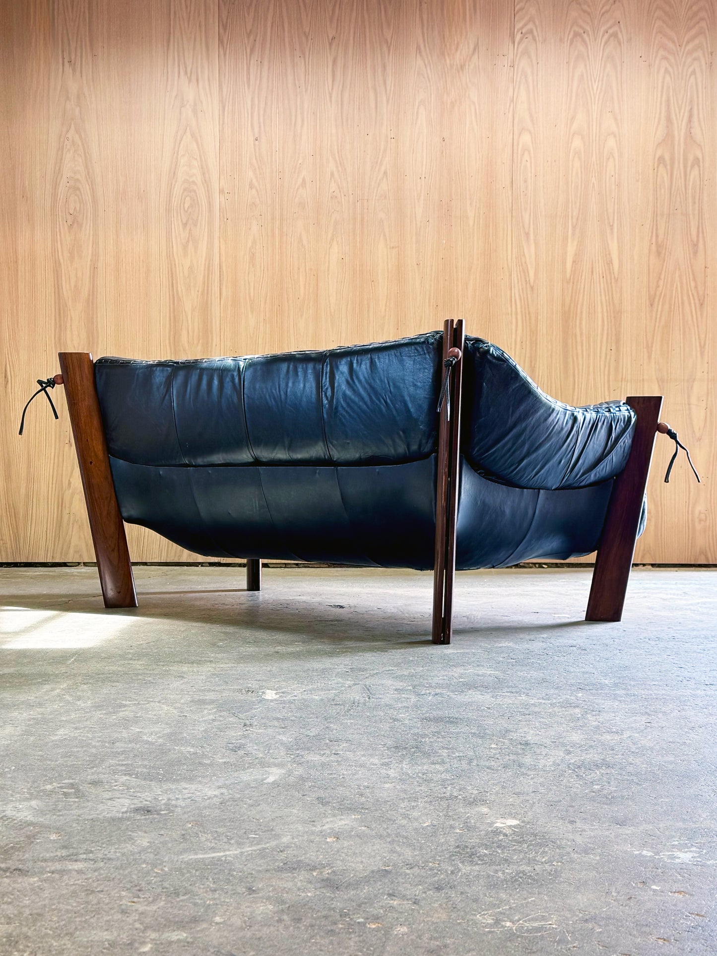 1970s MP-211 Two-Seater Sofa by Percival Lafer in original black leather and rosewood