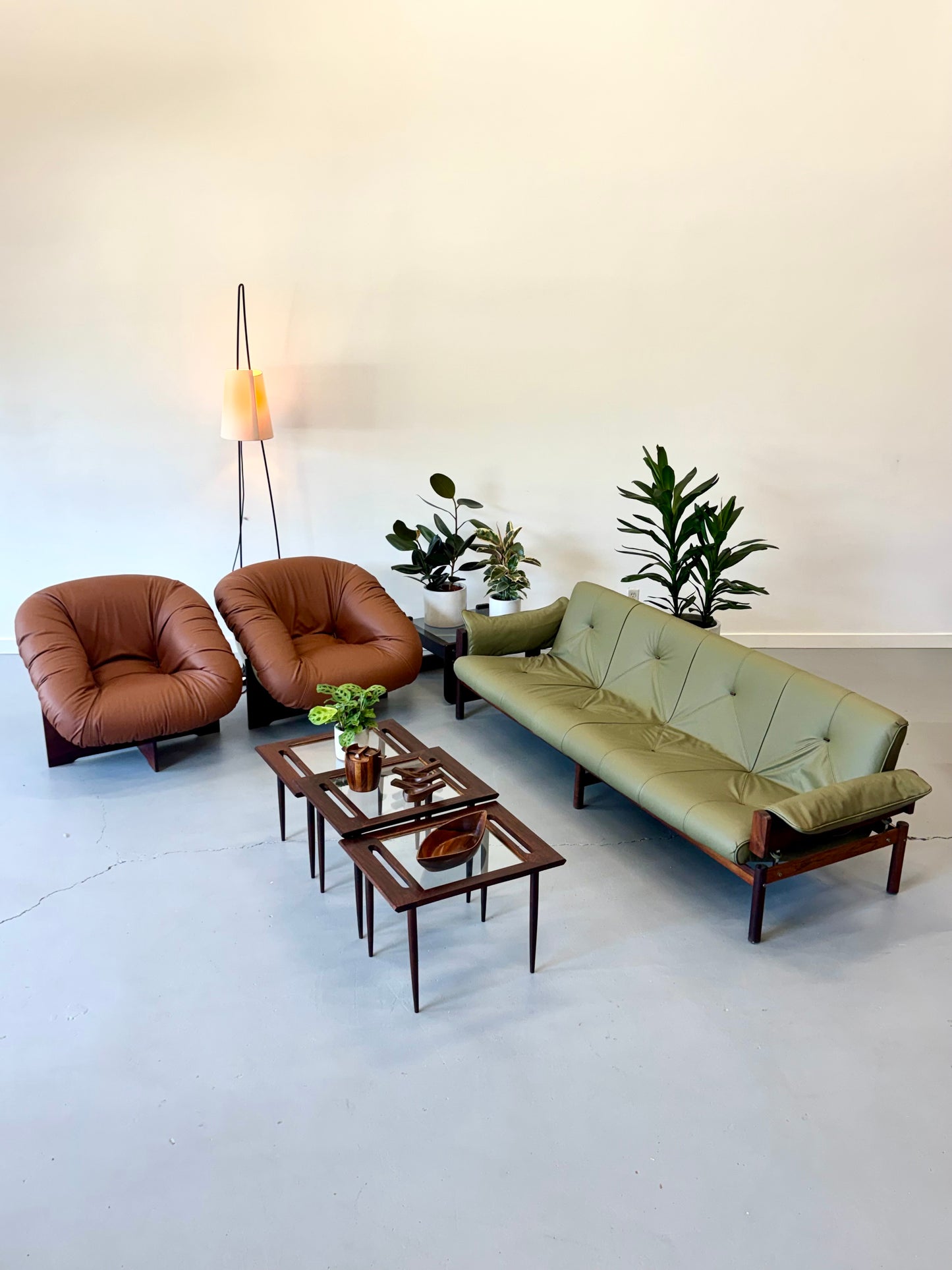 1970s Percival Lafer MP-61 Lounge Chair in Brown Leather, Brazil.