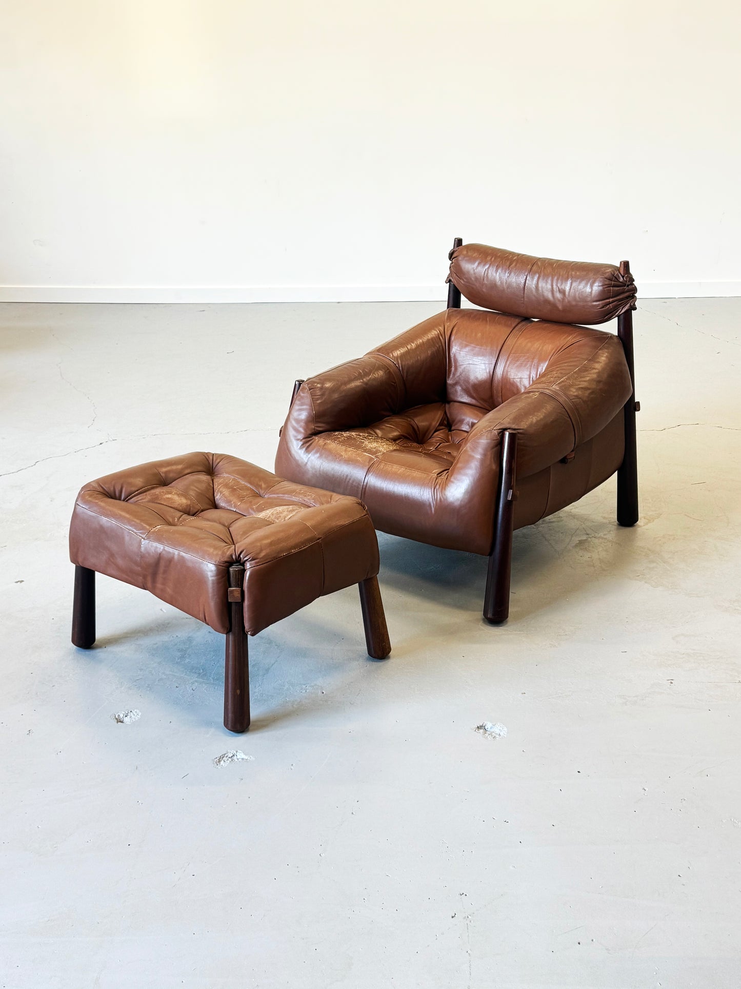 1970s Percival Lafer MP-81 Lounge Chair and Ottoman in Original Brown Leather and Brazilian Jatobá