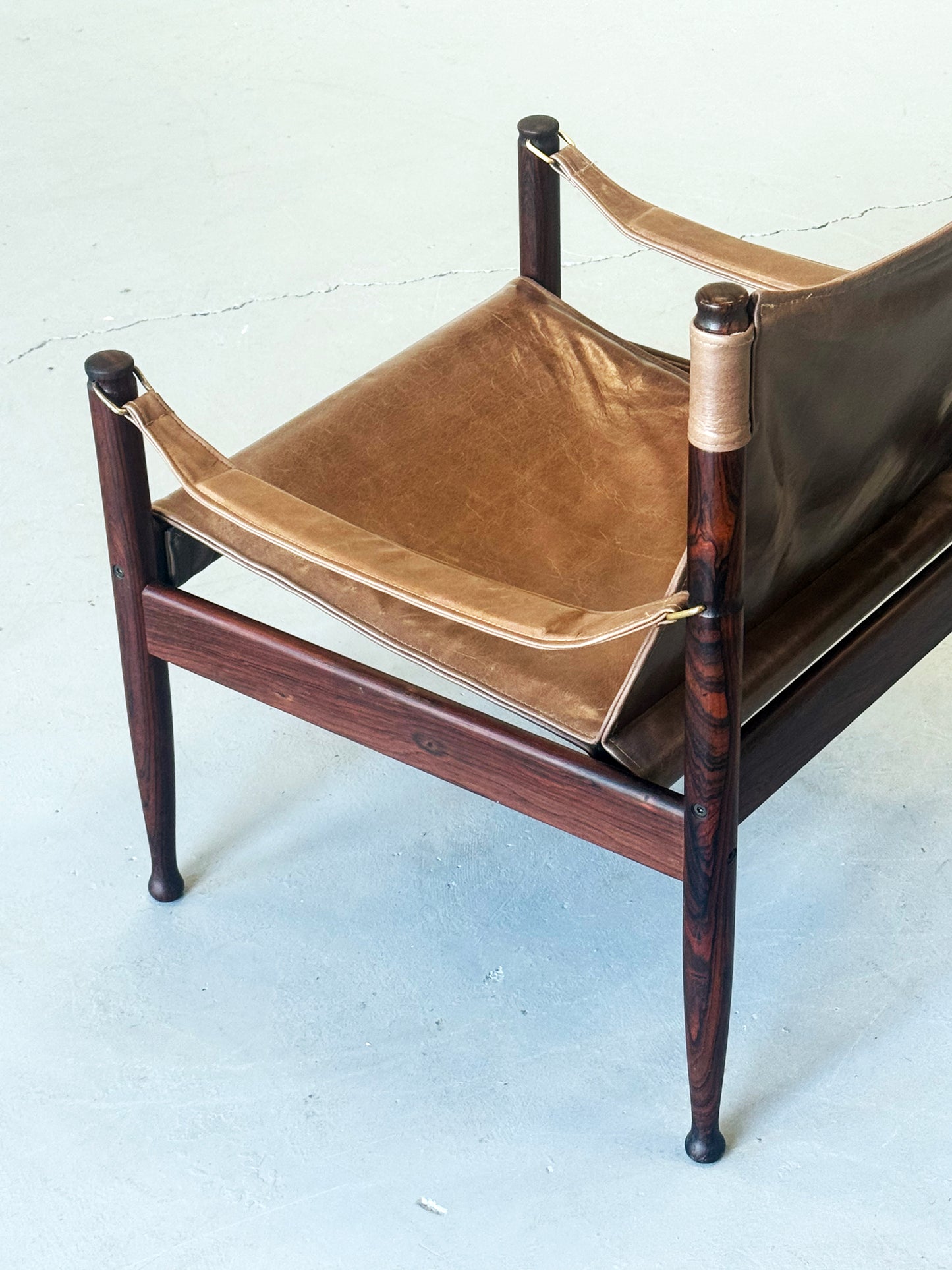 1960s Erik Wørts Safari Chair in Rosewood and Leather for Niels Eilersen, Denmark.