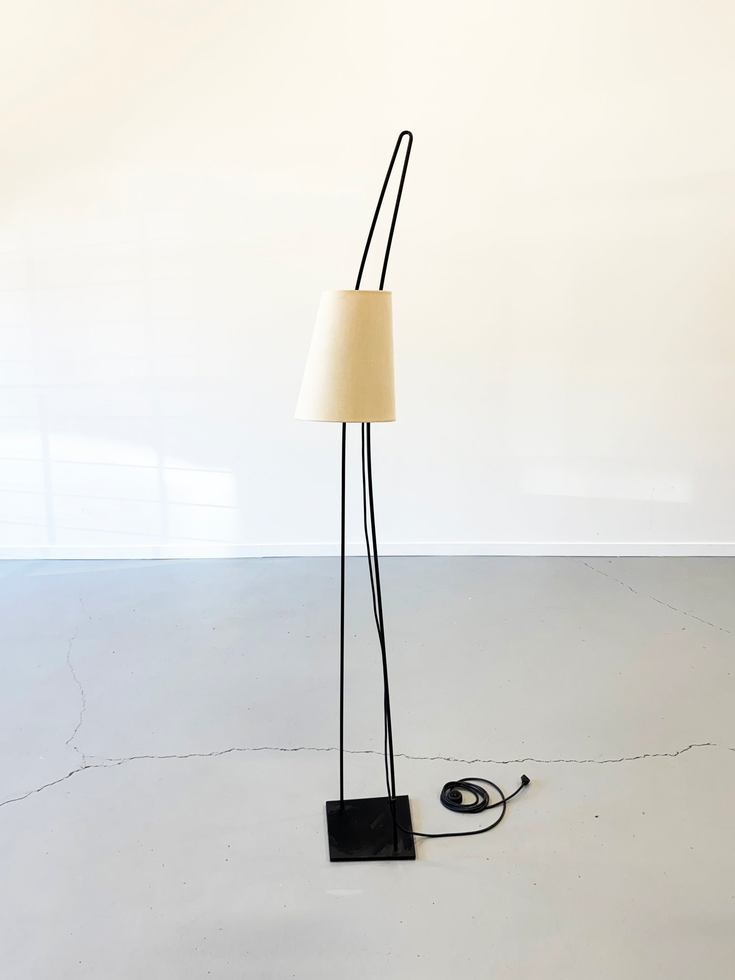 1960s Sculptural Adjustable Floor Lamp by Italiana Luce, Italy.
