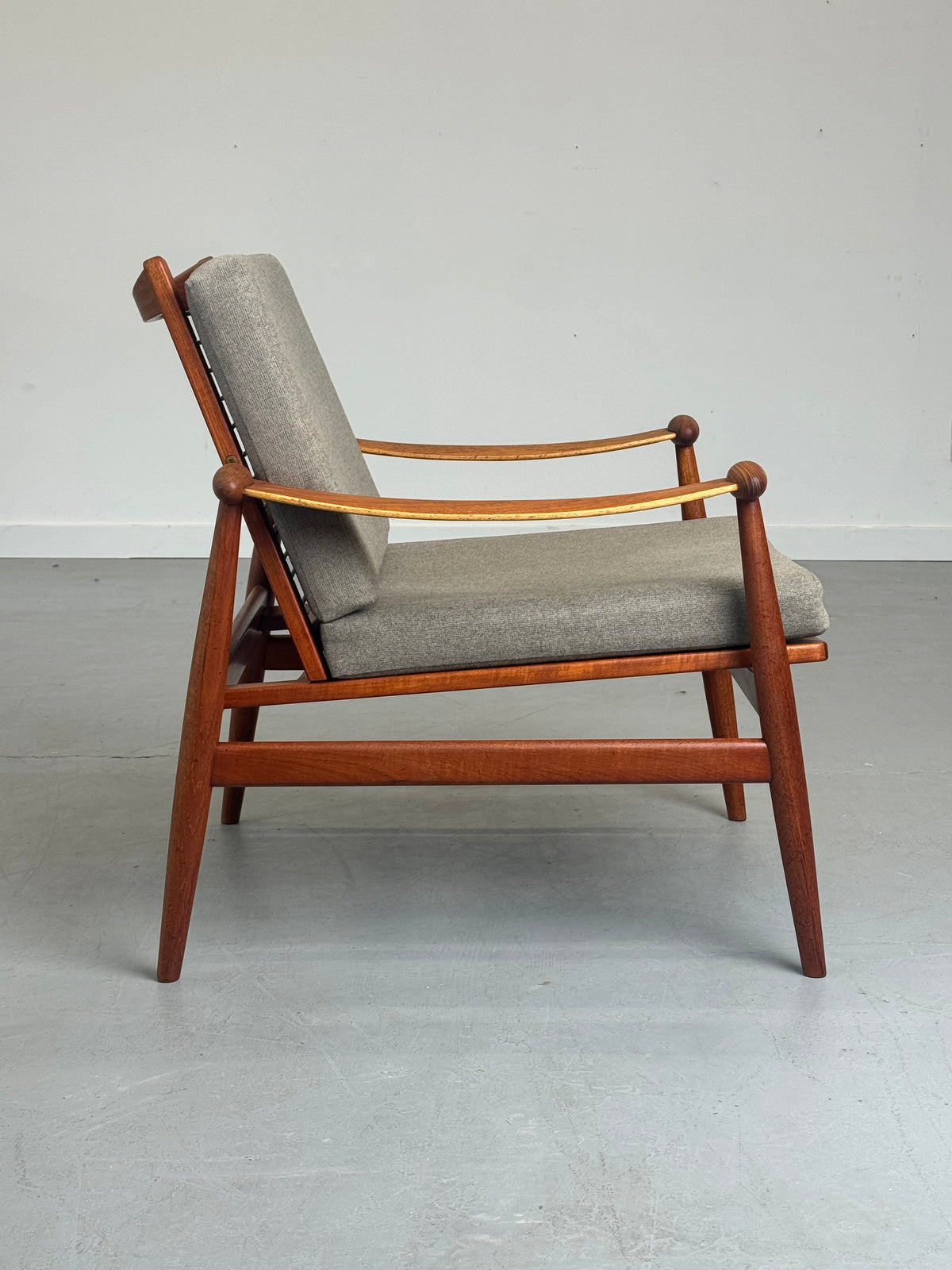 1950s Finn Juhl FD 133 “Spade Chair” for France & Daverkosen in Teak.