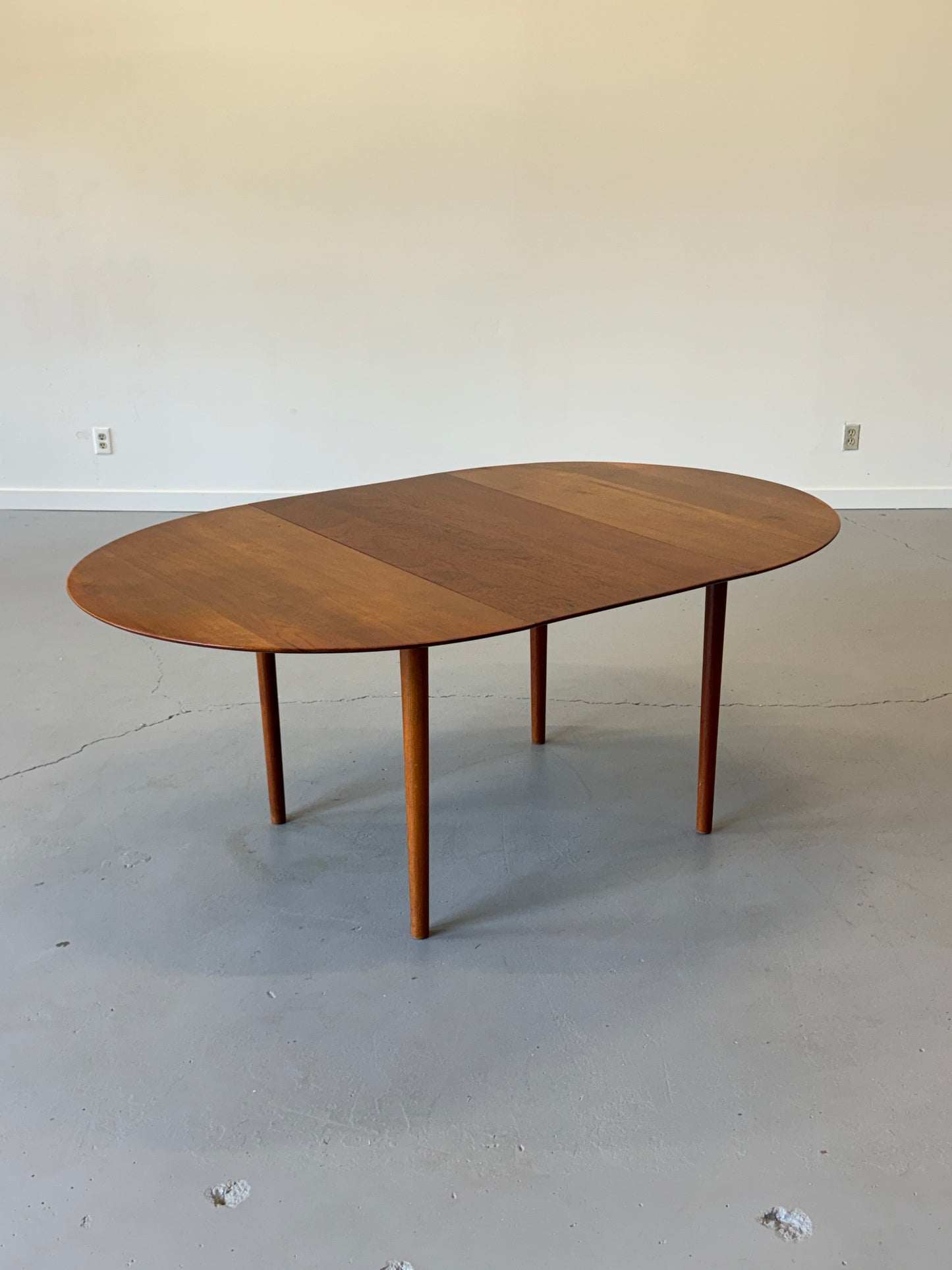 1950s Extendable Teak Dining Table Model 311 by Peter Hvidt & Orla Mølgaard-Nielsen for Søborg Møbler.