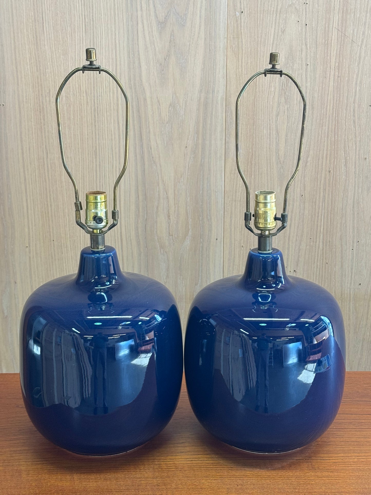 1960s Table Lamp by Lotte & Gunnar Bostlund in blue ceramic and original fiberglass shade