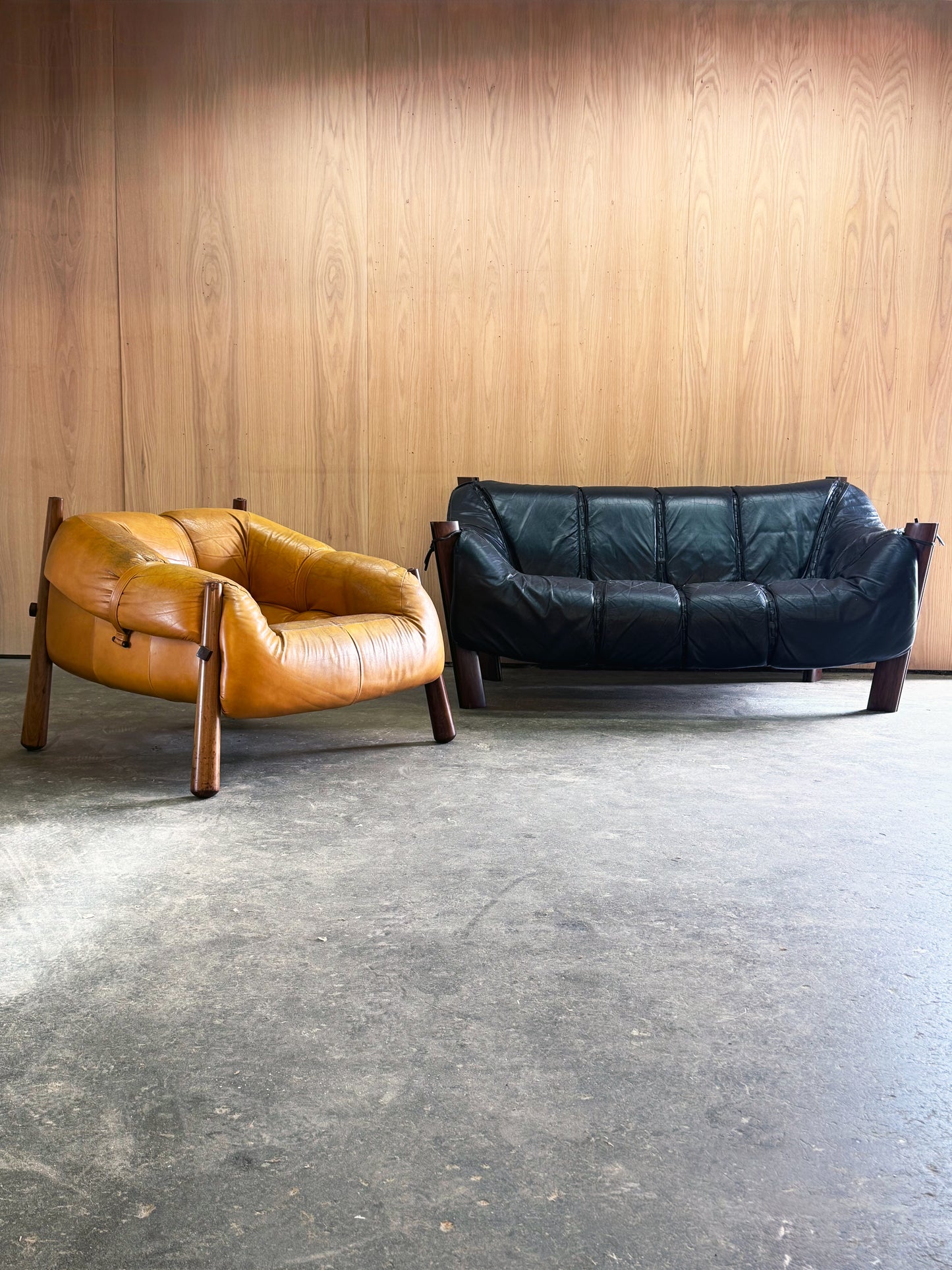 1970s MP-81 Lounge Chair by Percival Lafer in original mustard leather and Brazilian jatobá