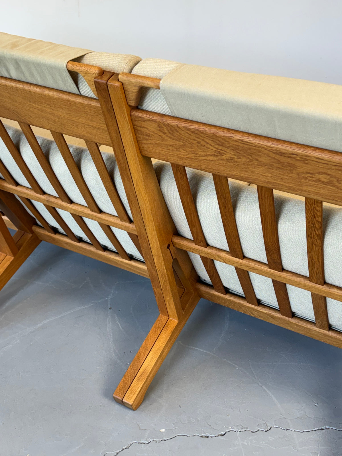 1960s GE-375 Modular Seating System by Hans J. Wegner for Getama in oak.