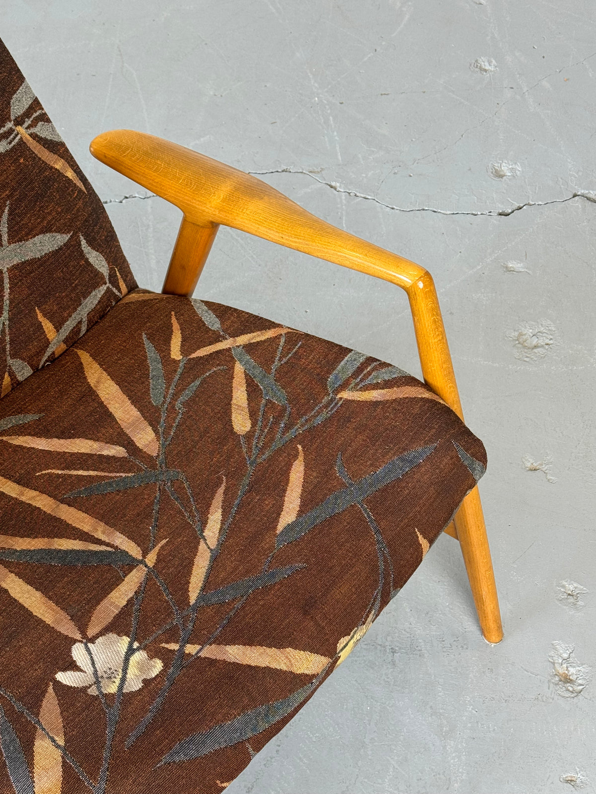 1950s Kontur Reclining Lounge Chair by Alf Svensson in Solid Beech, Sweden.