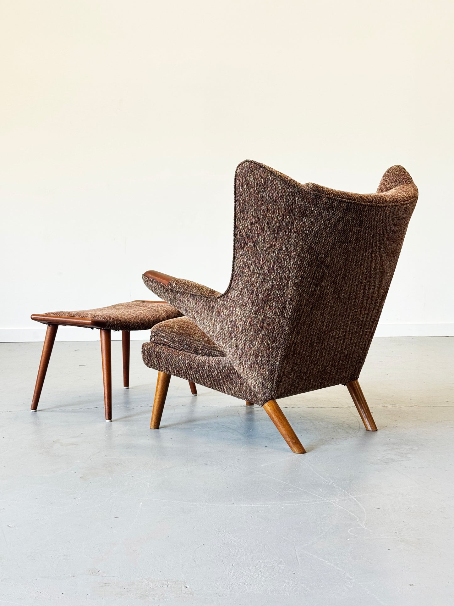 1950s Papa Bear AP19 Lounge chair and ottoman by Hans J. Wegner for A.P. Stolen in Woven Fabric