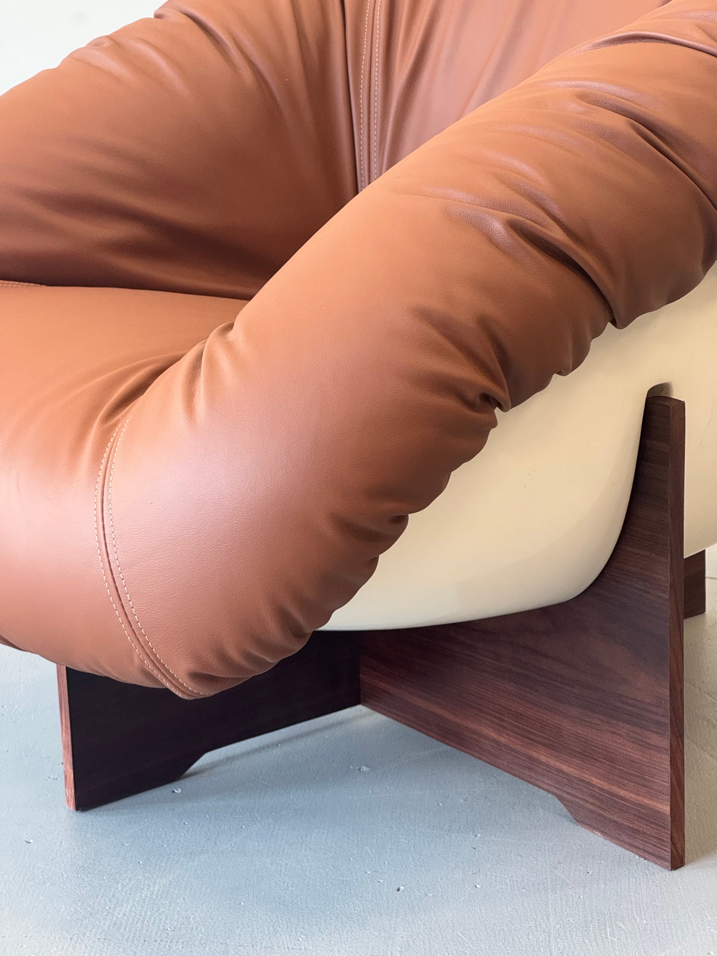 1970s Percival Lafer MP-61 Lounge Chair in Brown Leather, Brazil.
