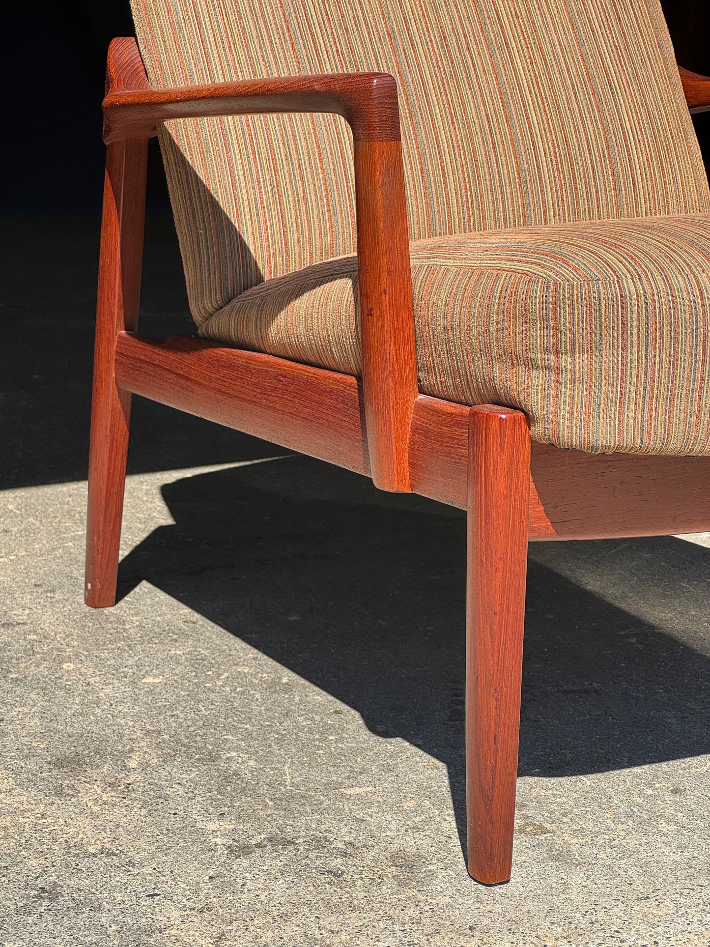 1950s FD125 Lounge Chair by Tove & Edvard Kindt-Larsen for France & Son in teak