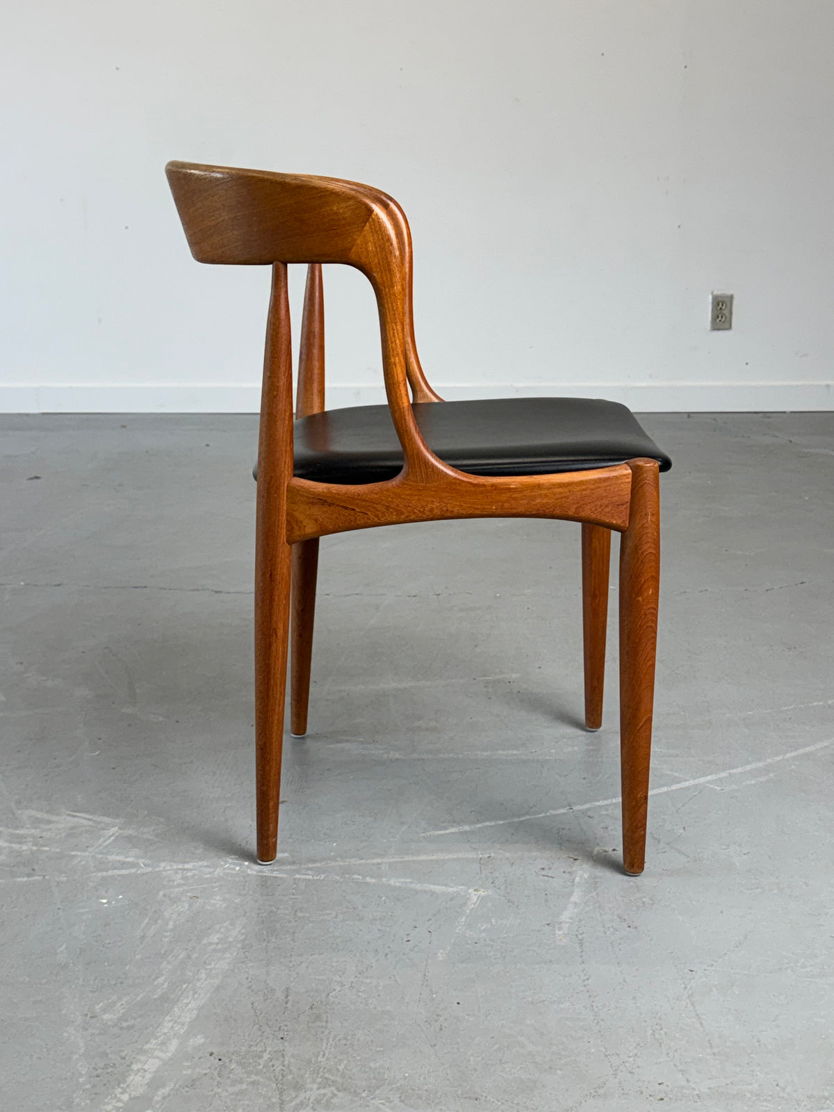 1960s Model 16 Teak Dining Chairs by Johannes Andersen for Uldum Møbelfabrik, Denmark.