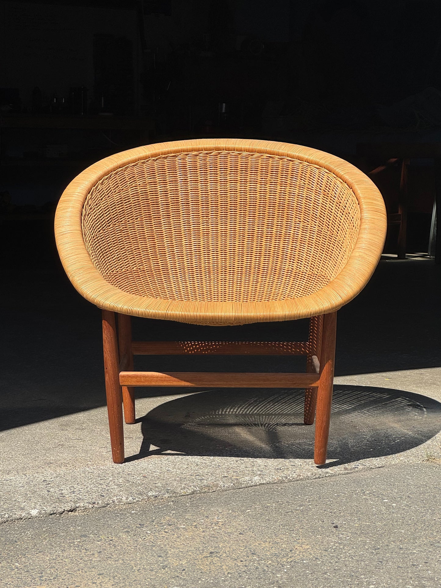 1950 Basket Chair by Nanna Ditzel for Ludvig Pontoppidan in teak and wicker