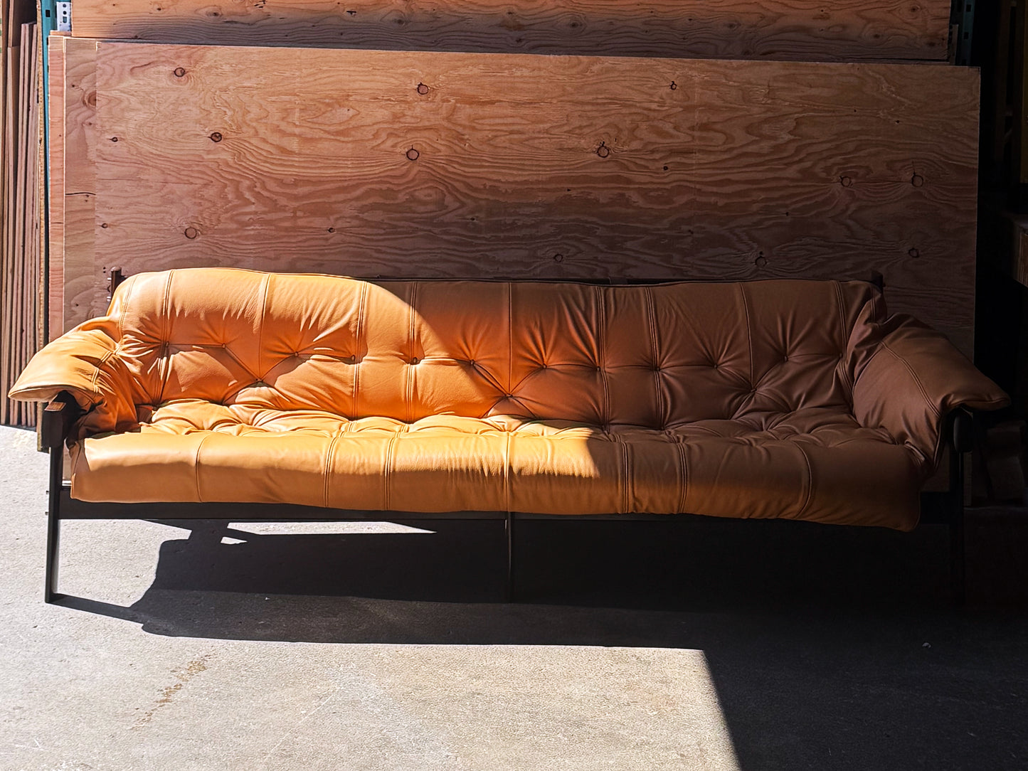 1970s MP-41 Sofa by Percival Lafer for Lafer in jatobá and Spinneybeck leather