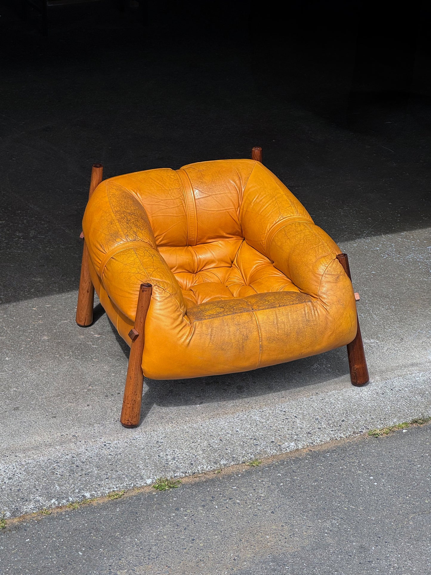 1970s MP-81 Lounge Chair by Percival Lafer in original mustard leather and Brazilian jatobá