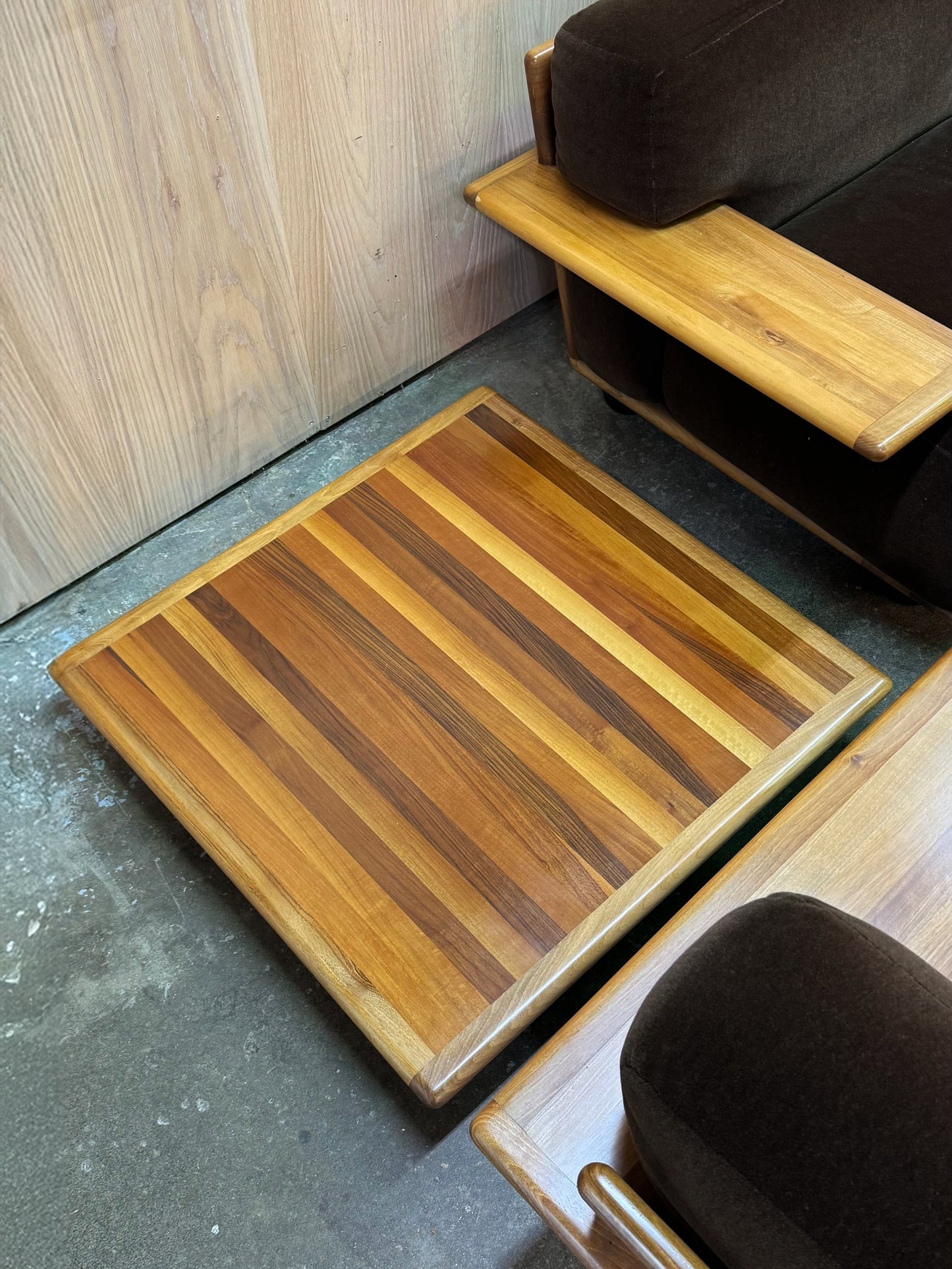 1970s Pianura Side/Coffee Table Square by Mario Bellini for Cassina in Italian walnut