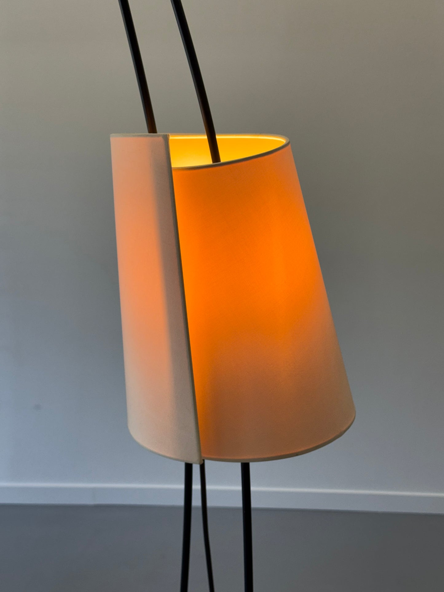 1960s Sculptural Adjustable Floor Lamp by Italiana Luce, Italy.