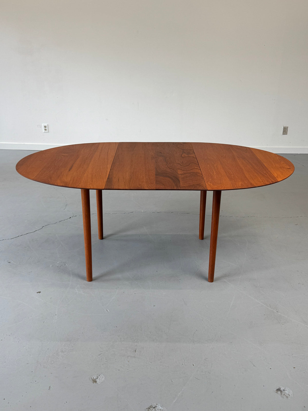 1950s Extendable Teak Dining Table Model 311 by Peter Hvidt & Orla Mølgaard-Nielsen for Søborg Møbler.