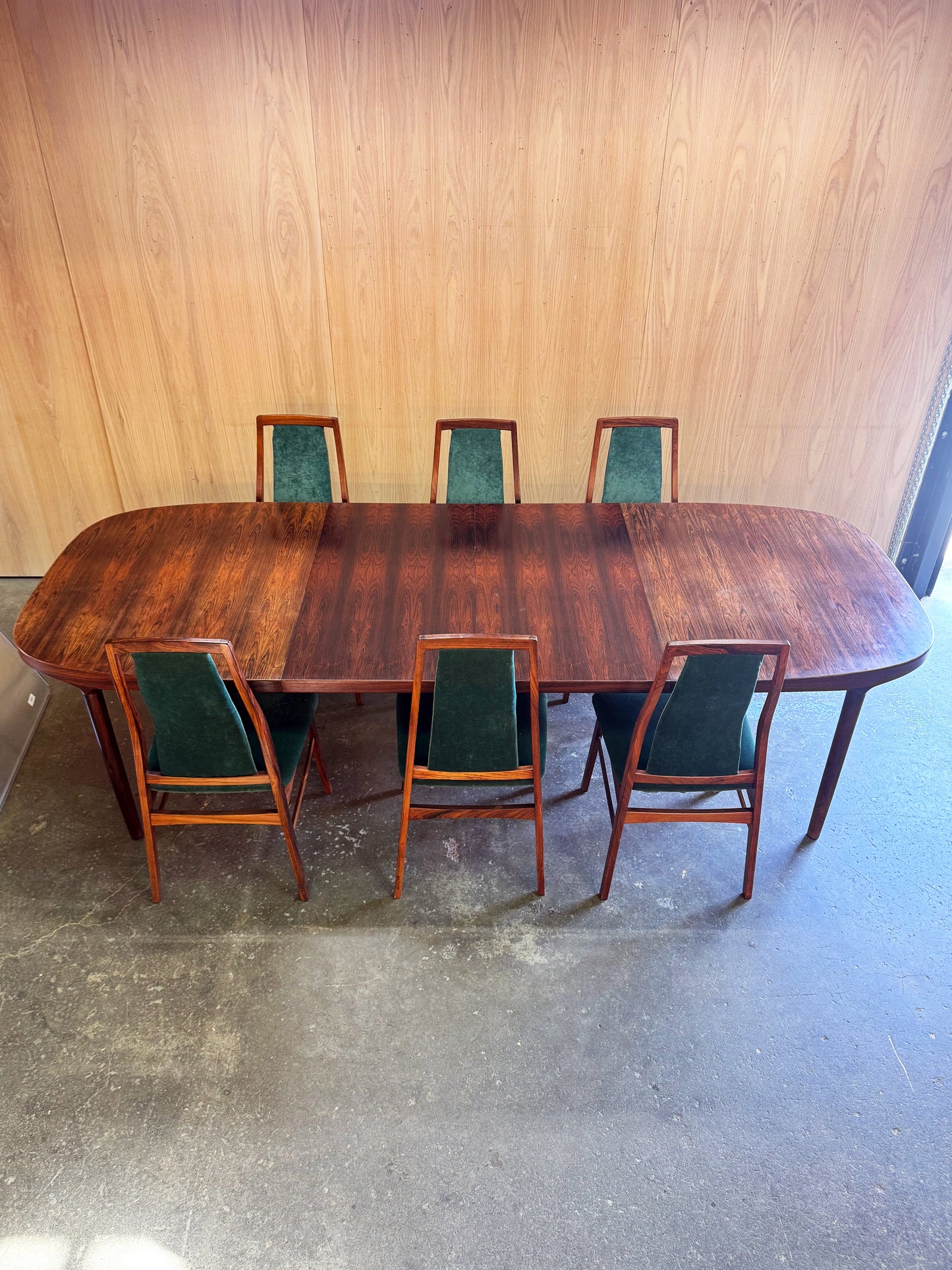 1960s Extending Dining Table by Harry Østergaard for Randers Møbelfabrik in rosewood