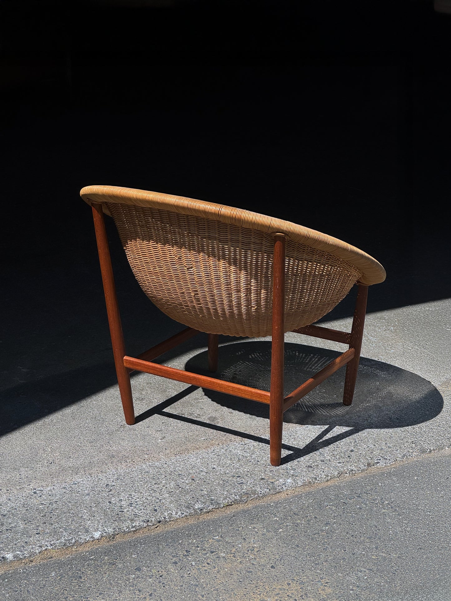 1950 Basket Chair by Nanna Ditzel for Ludvig Pontoppidan in teak and wicker