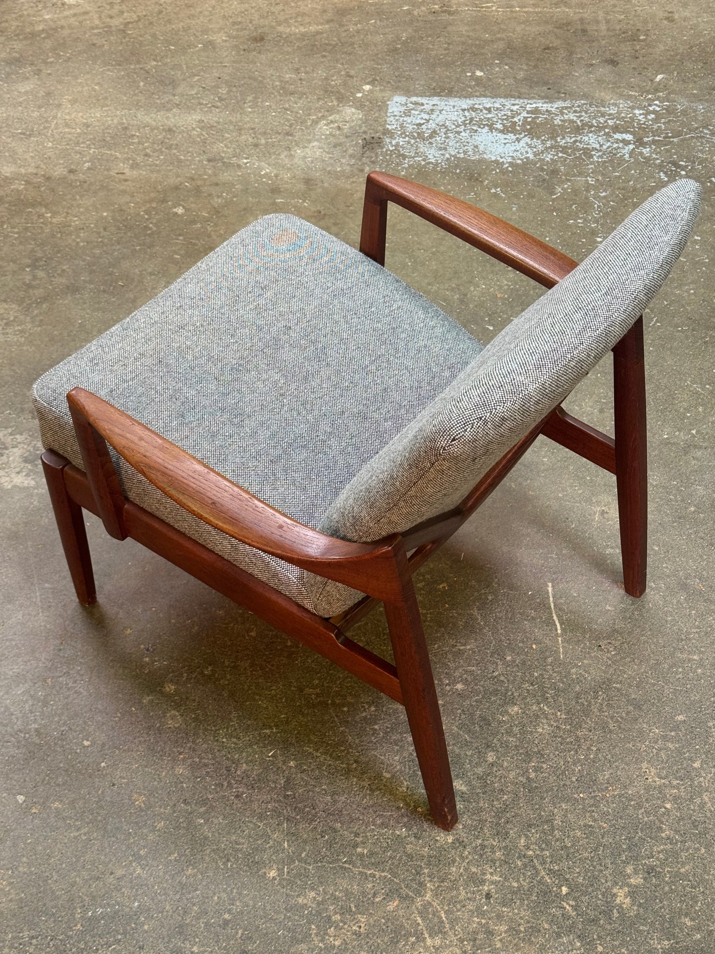 1950s FD125 Lounge Chair by Tove & Edvard Kindt-Larsen for France & Son in teak