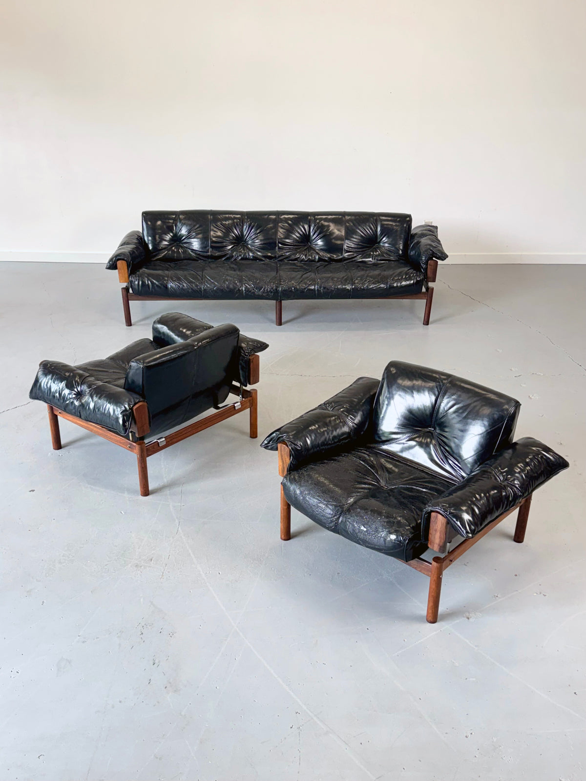 1960s MP-13 Lounge Chair by Percival Lafer in Original Black Leather and Brazilian Rosewood.