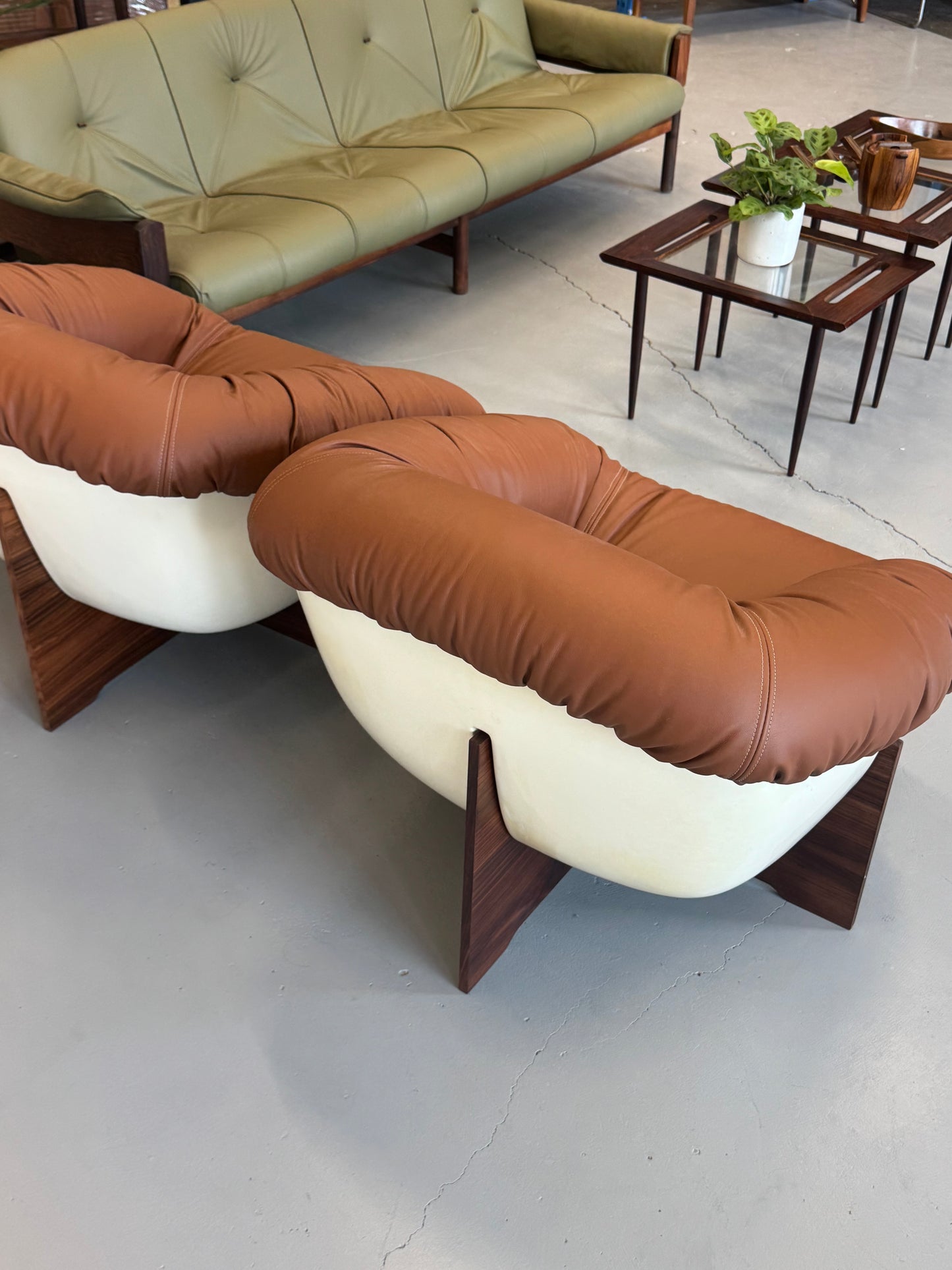 1970s Percival Lafer MP-61 Lounge Chair in Brown Leather, Brazil.