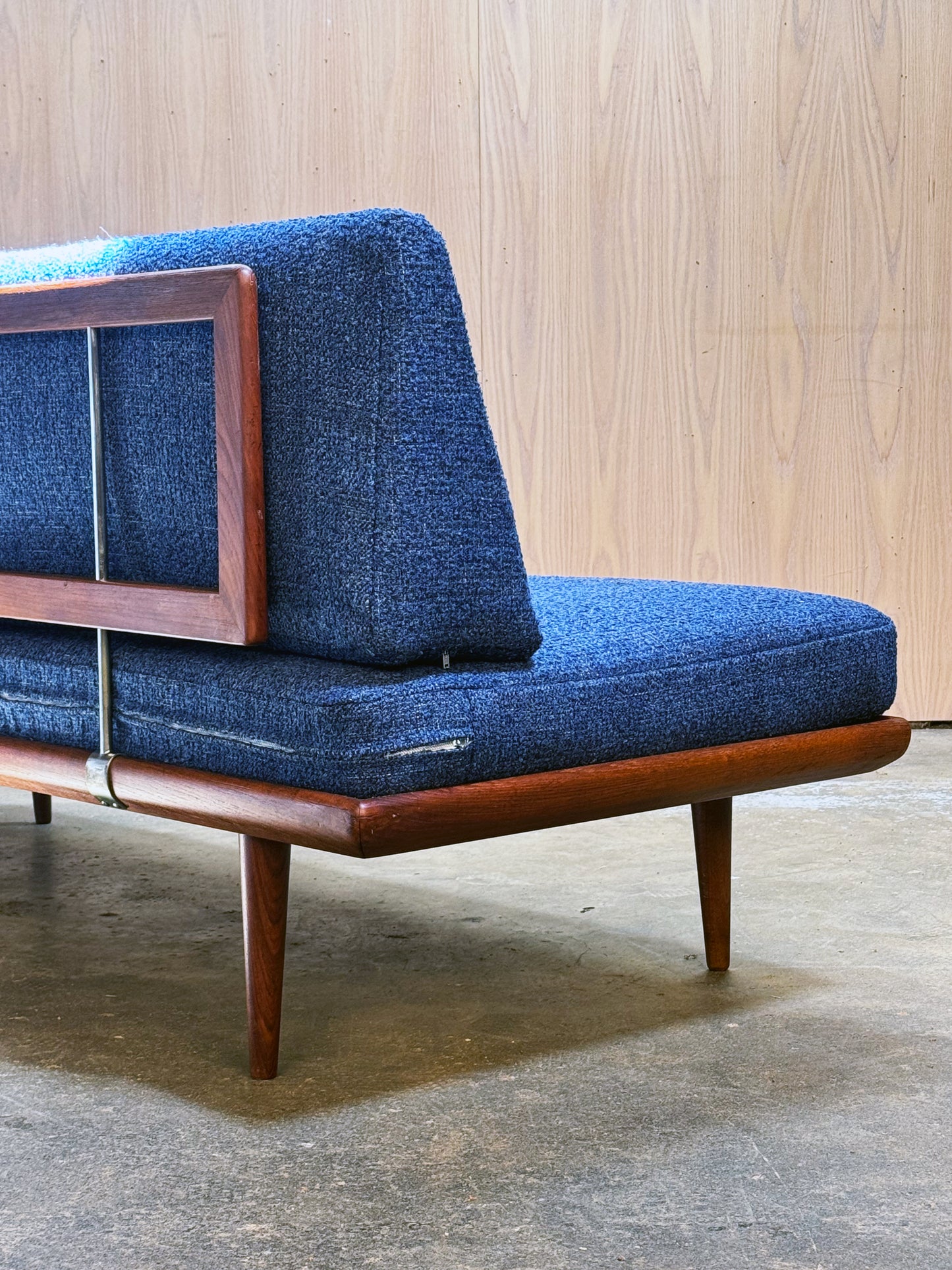 1950s Minerva Sofa Daybed by Peter Hvidt & Orla Mølgaard-Nielsen for France & Daverkosen in teak and blue bouclé